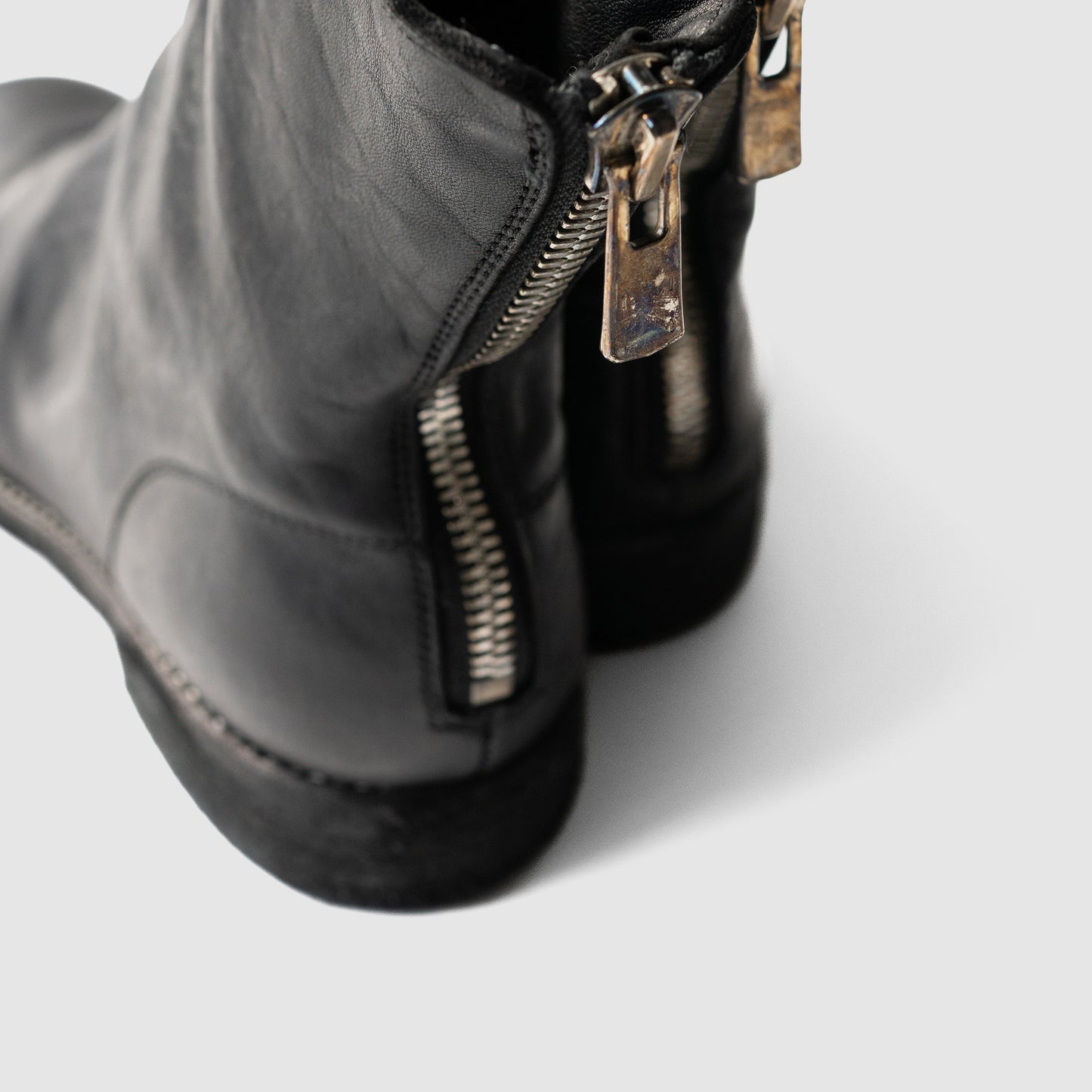 guidi/ 986M HORSE Full Grain "black"