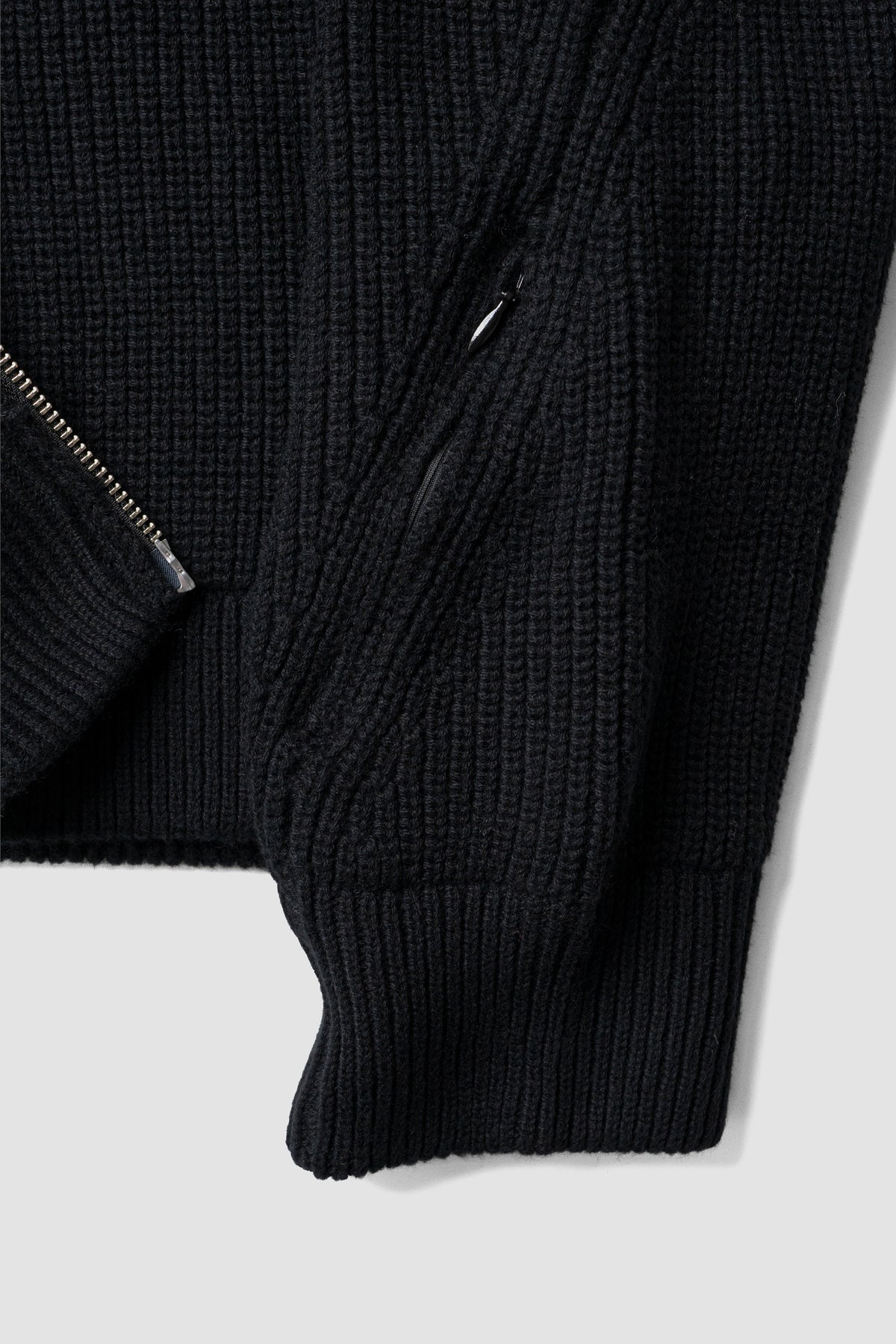 Afiit / KNIT BLOUSON  "BLACK"