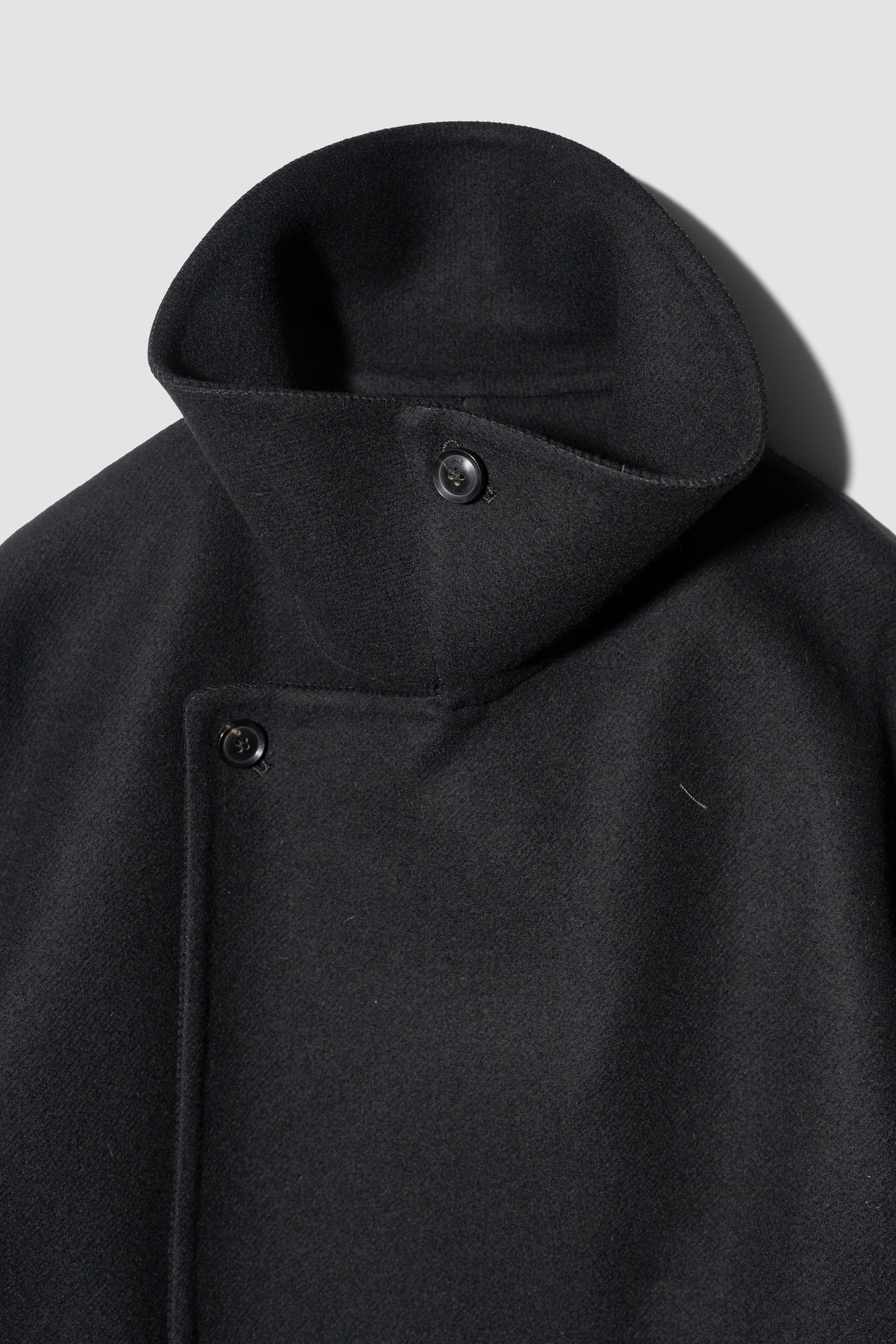 YOKE/ Wool Cashmere Double Breasted Rever Coat "BLACK"