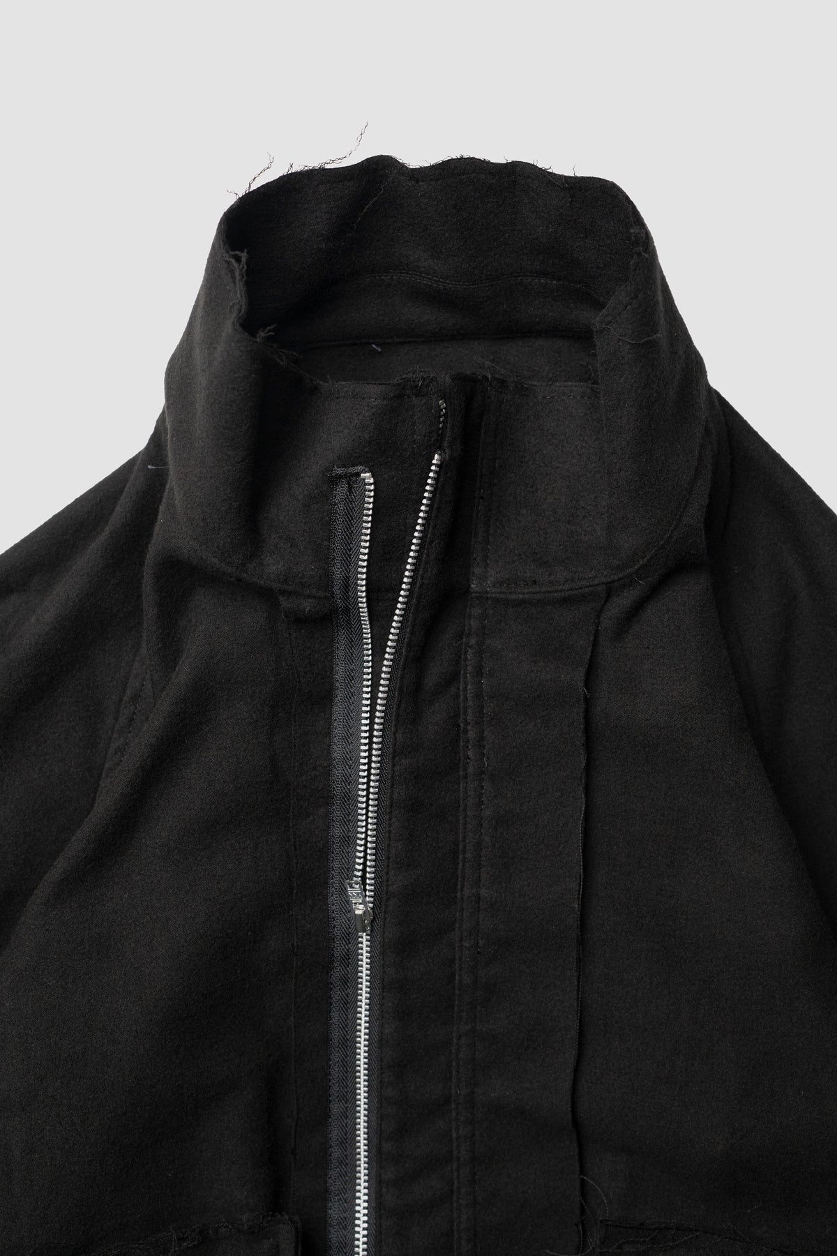 BIBLIOTHERK /  MOLESKIN ZIP SHORT BULOUSON "BLACK"