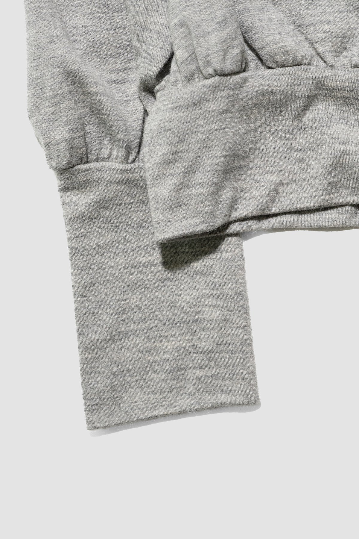 barbell object / wool bo top "gray"