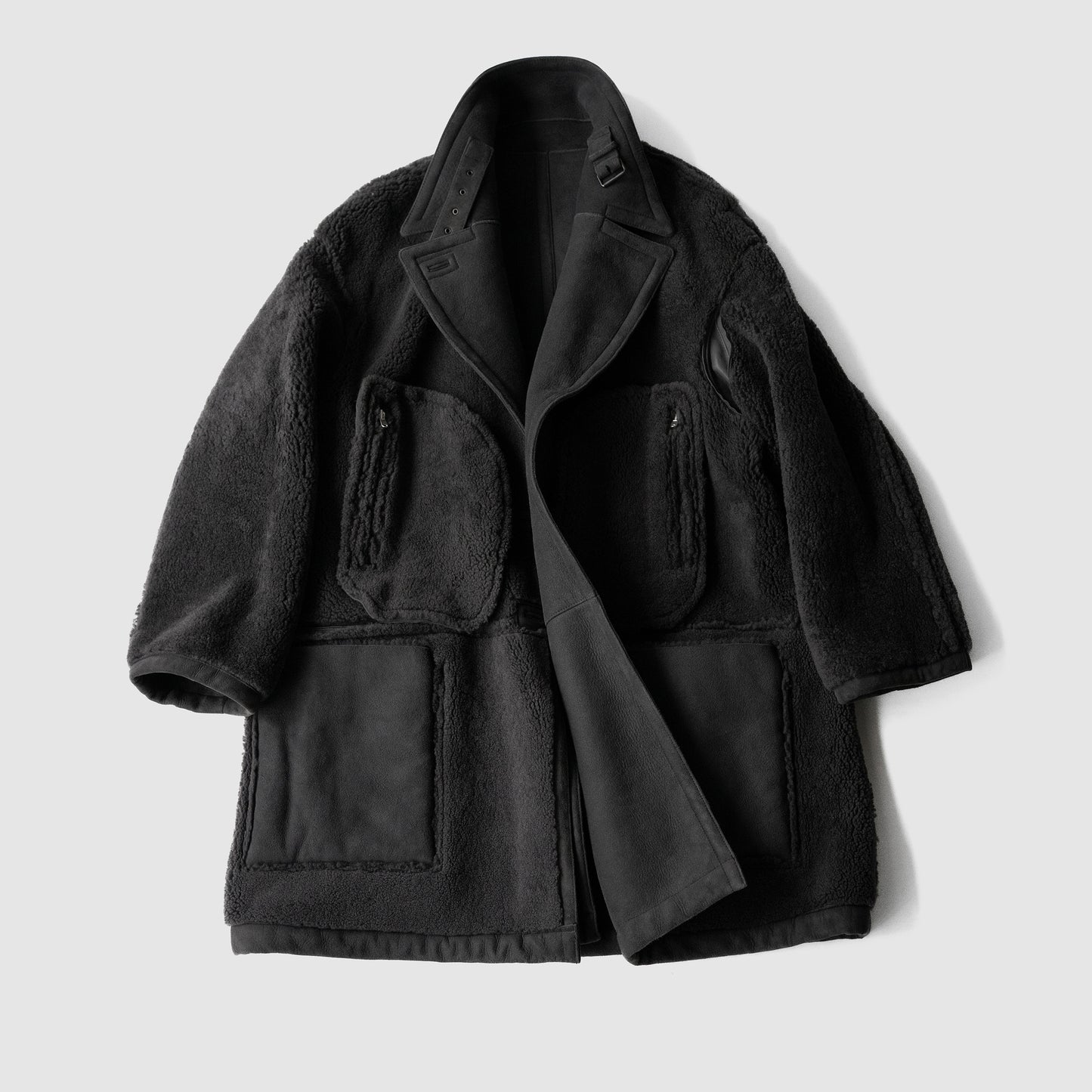 YOKE/ REVERSIBLE MOUTON RANCH COAT "CHARCOAL"