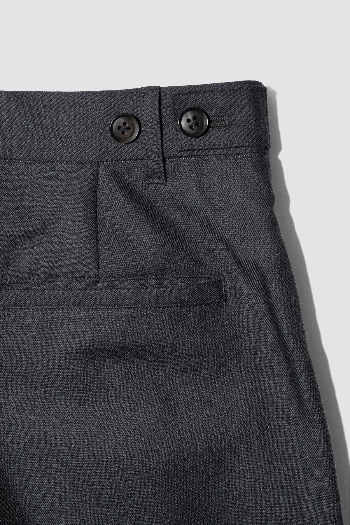 YOKE/ 3pleated Wide-leg Trousers "Black"
