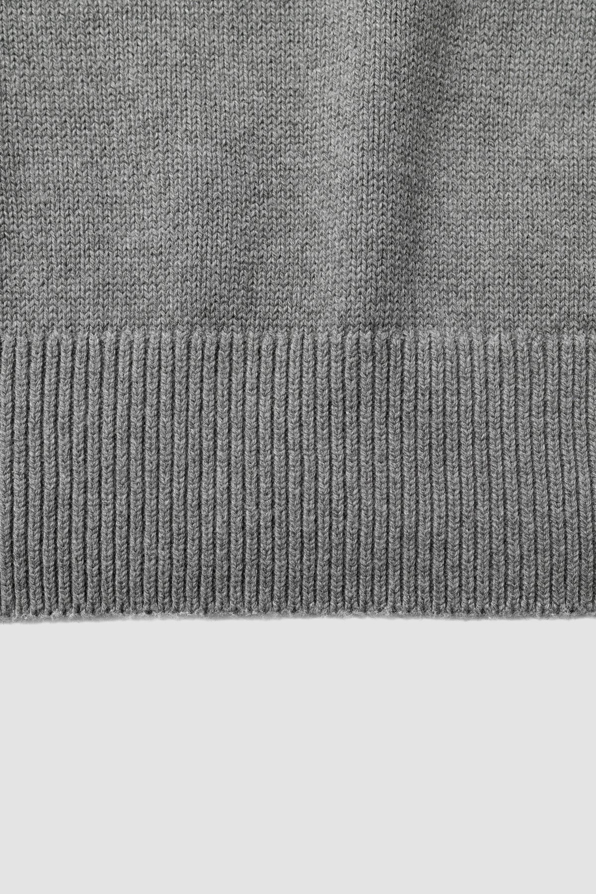 Afiit / V-NECK KNIT  "GRAY"