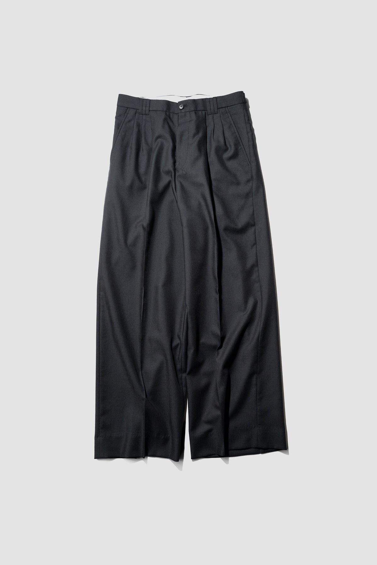 YOKE/ 3pleated Wide-leg Trousers "Black"