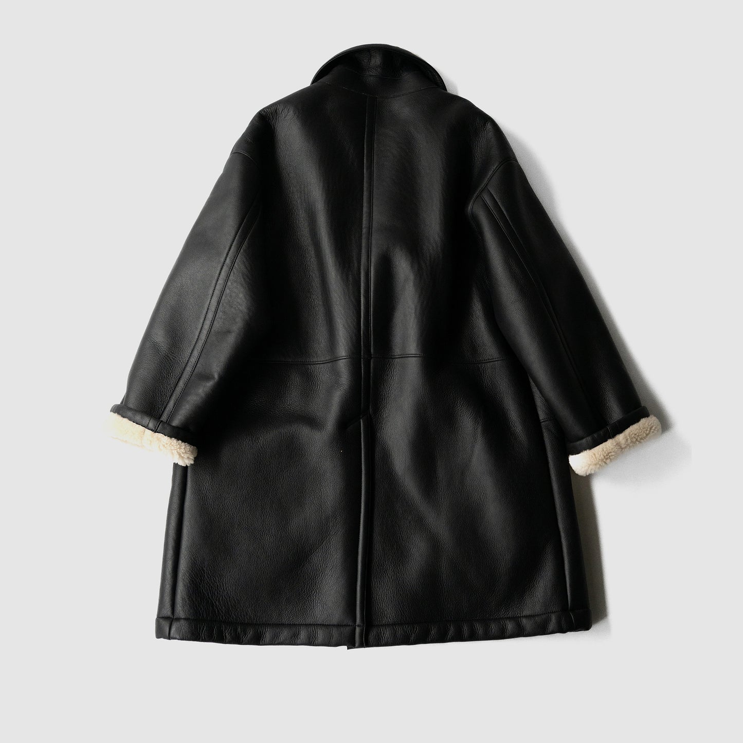 YOKE/ REVERSIBLE MOUTON RANCH COAT "BLACK"