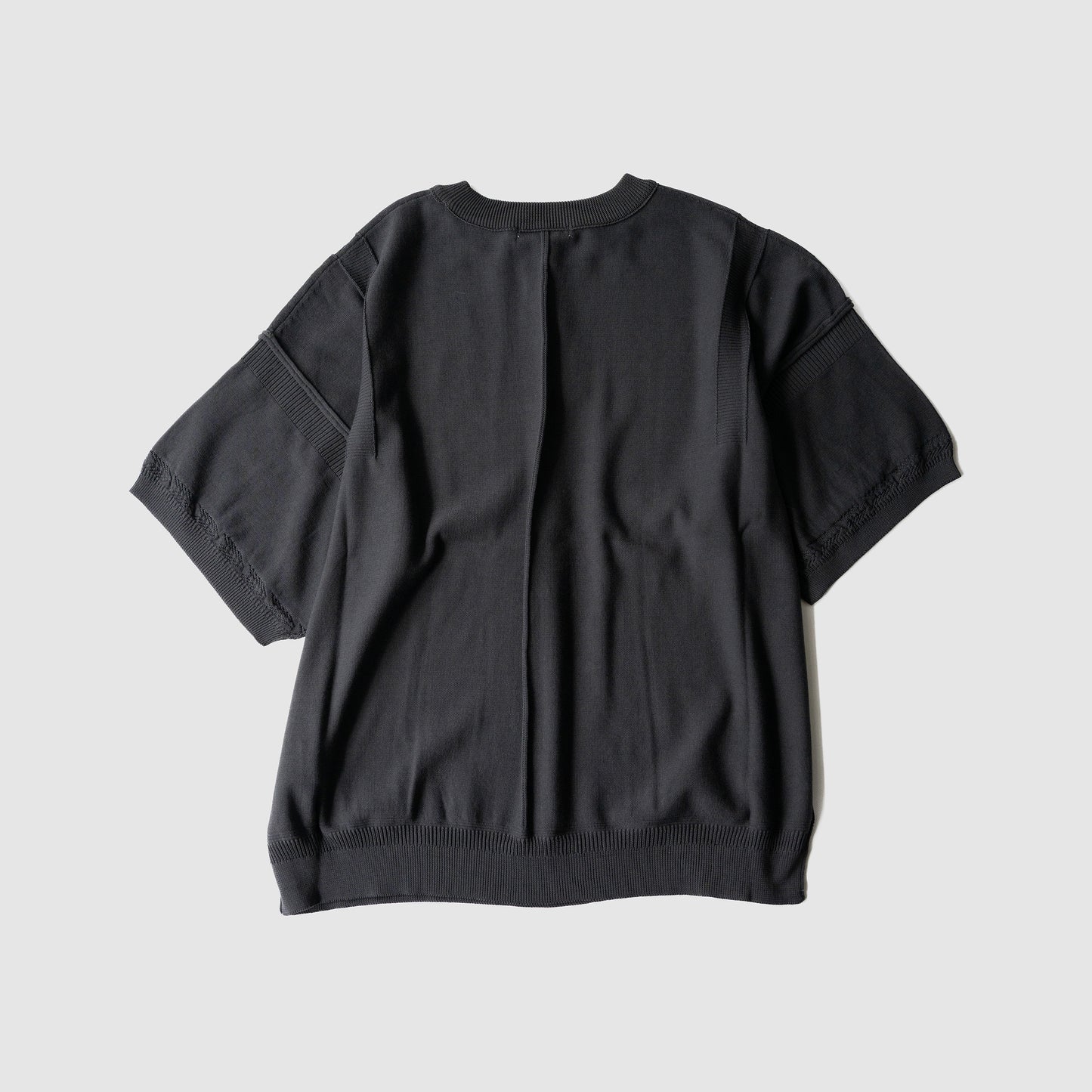 YASHIKI / Mebuki S/S Knit "CHARCOAL"