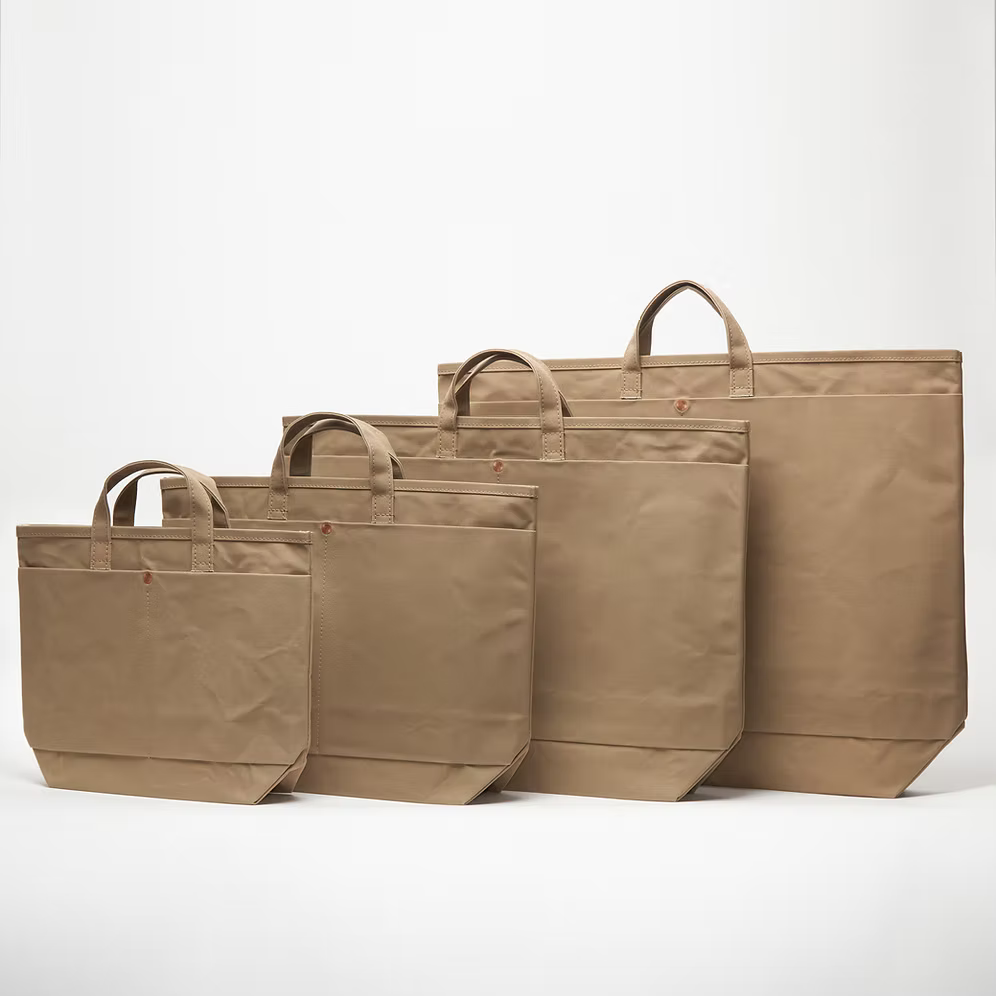 [Pre-order] This is a(n)/ Base Tote S "COYOTE"