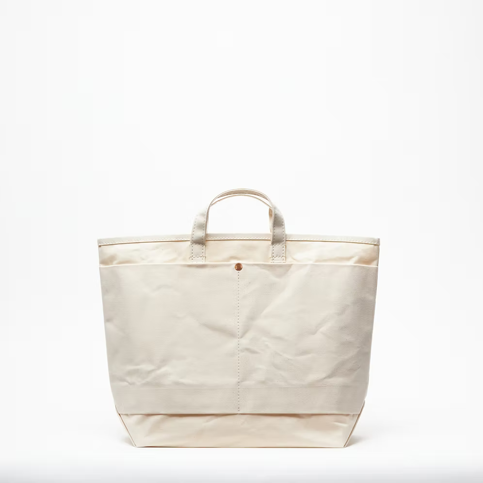 [Pre-order] This is a(n)/ Base Tote M "WHITE"