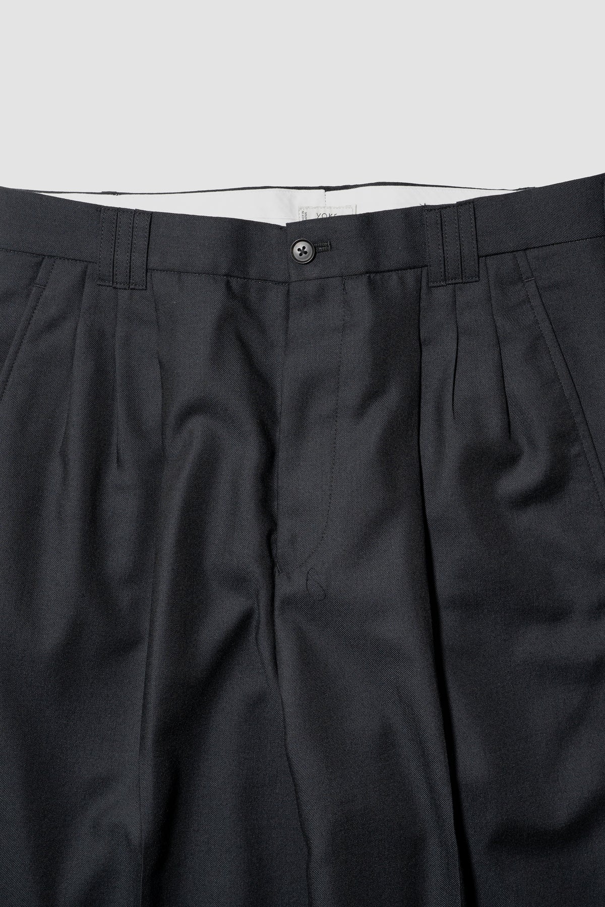 YOKE/ 3pleated Wide-leg Trousers "Black"