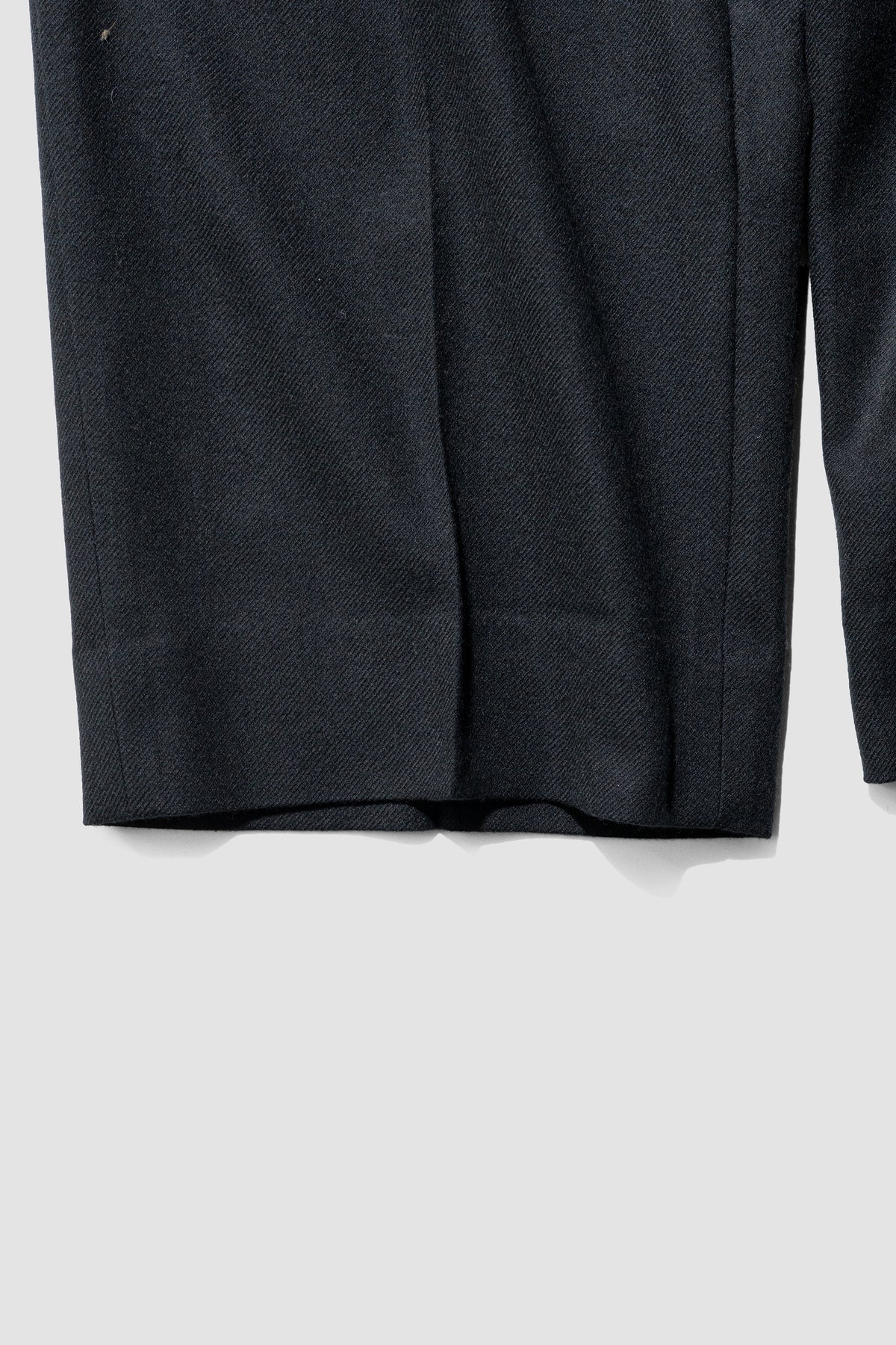 YOKE/ Pure Merino Wool Serge 4Pleated Wide Tapered Trousers "Black"