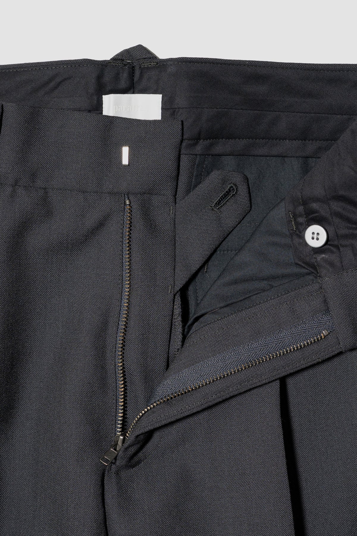 paratrait/ WOOL NONKE SLACKS "GRAY"