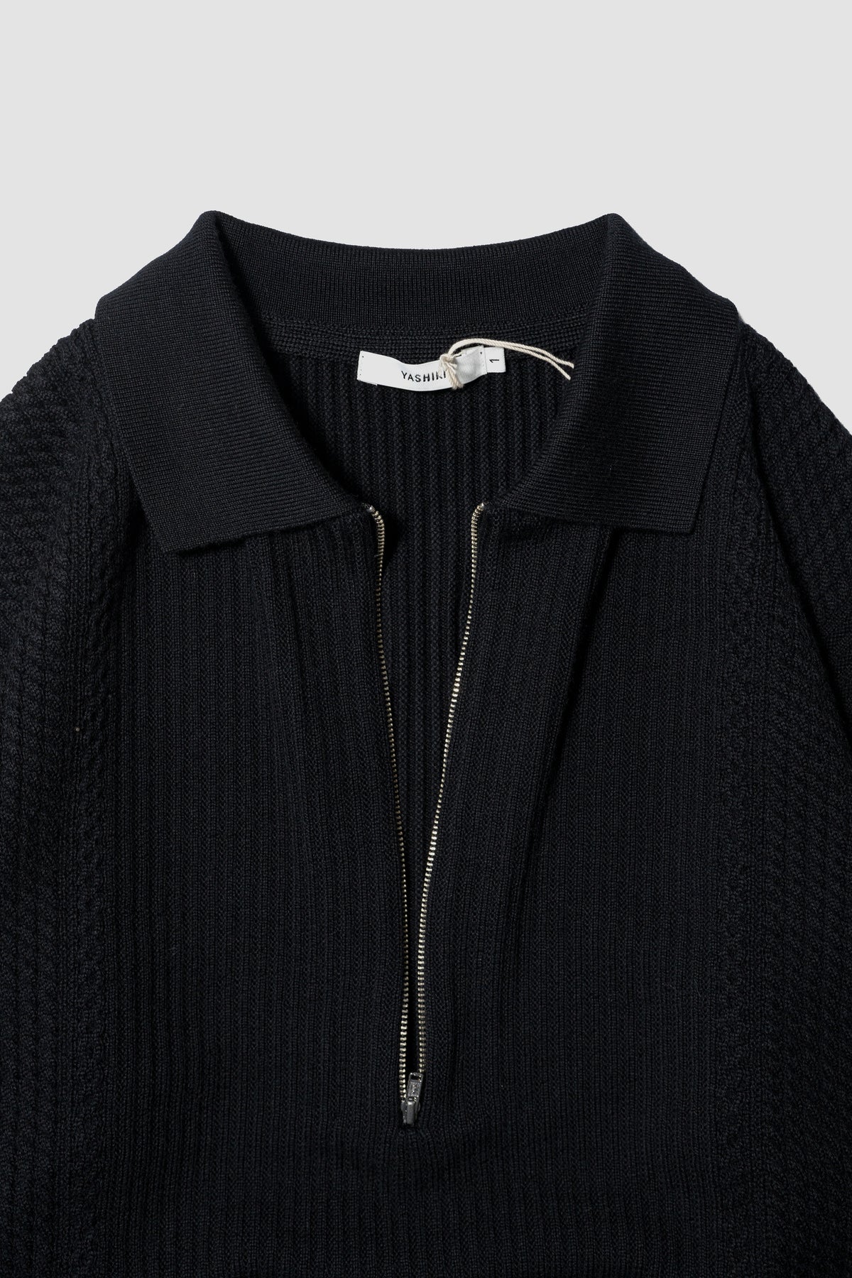 YASHIKI / Teriha Zip Polo "BLACK"