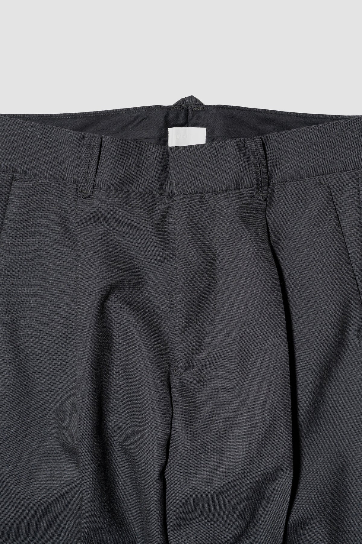 paratrait/ WOOL NONKE SLACKS "GRAY"