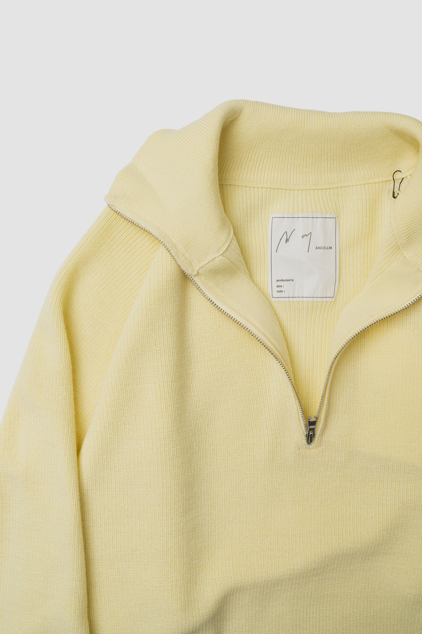 ANCELLM / 120'S WOOL HALF ZIP KNIT "YELLOW"