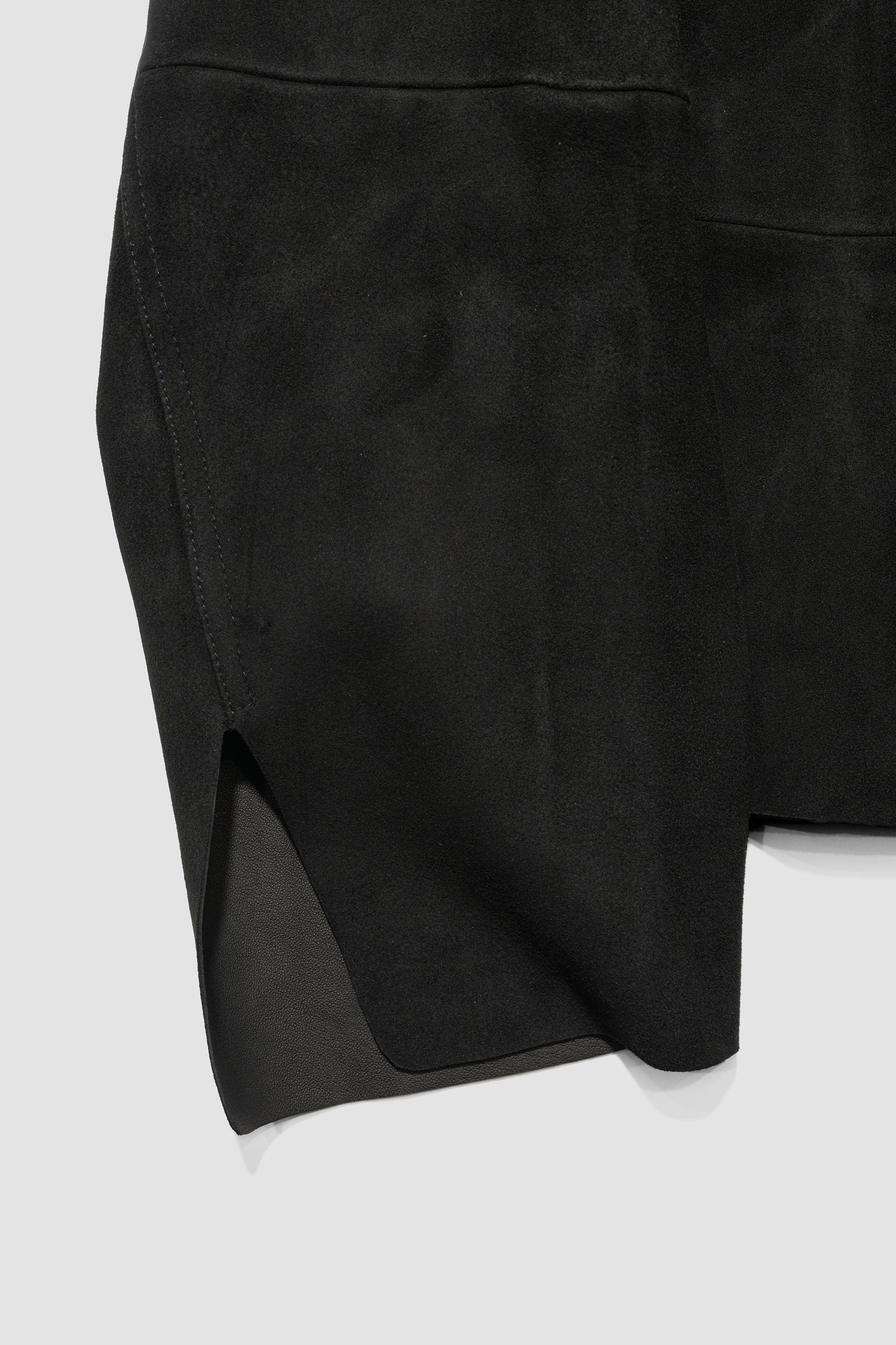 barbell object / leather jkt "black"