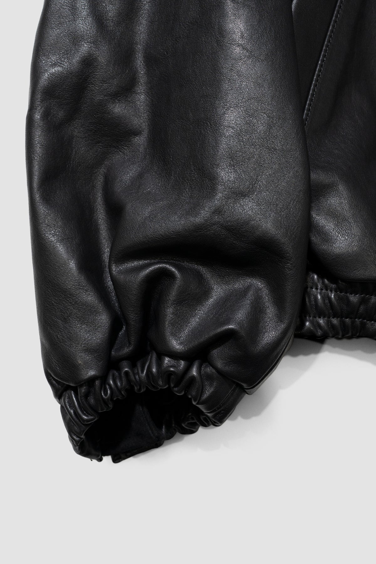 ssstein/ MOUTON COLLAR CALF ZIP JACKET "BLACK"