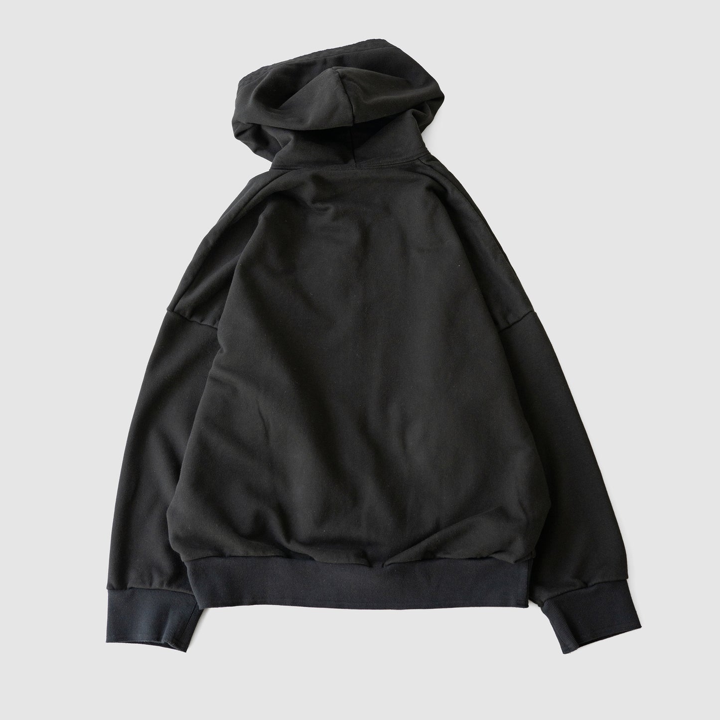 Antwort / CUT OFF ZIP HOODIE "BLACK"
