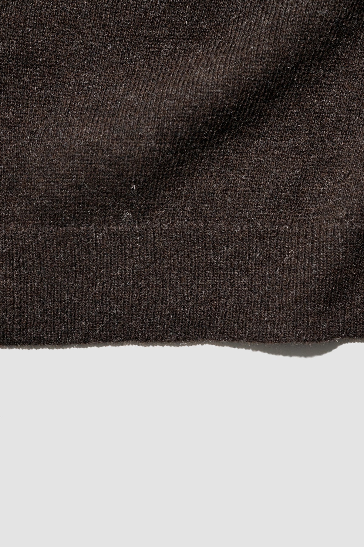 ANCELLM / SHETLAND WOOL SKIPPER KNIT "BROWN"