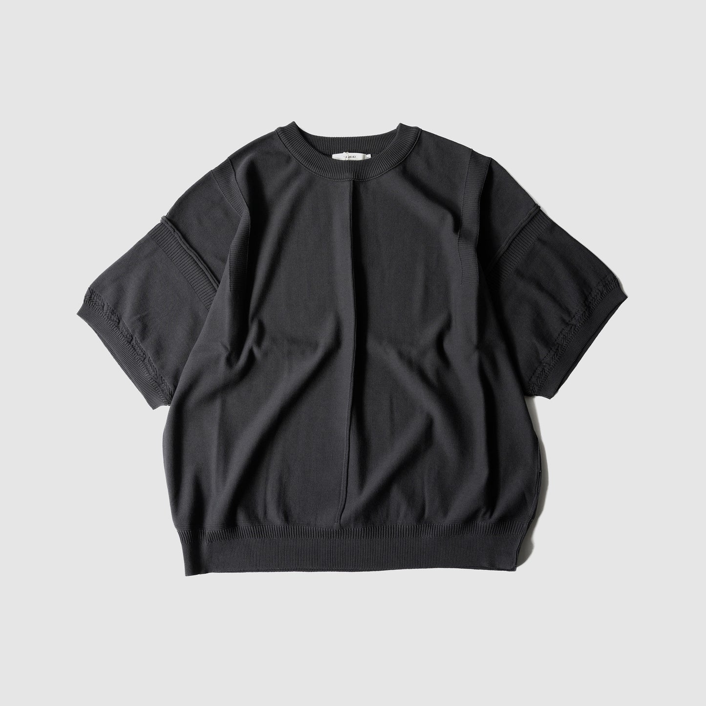 YASHIKI / Mebuki S/S Knit "CHARCOAL"