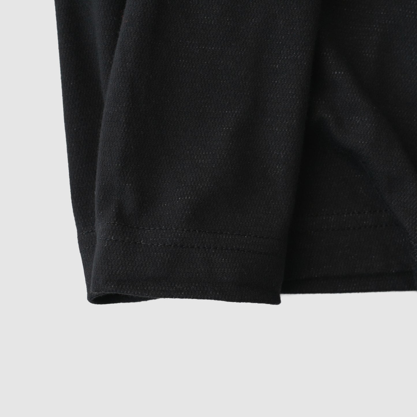 O- /  FLAT - L/S "Black"