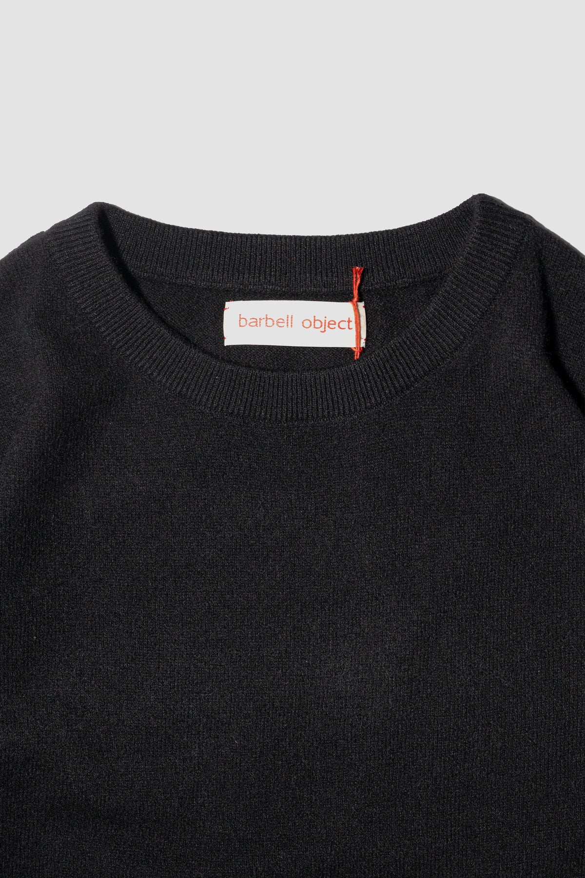 barbell object / ls knit "black"