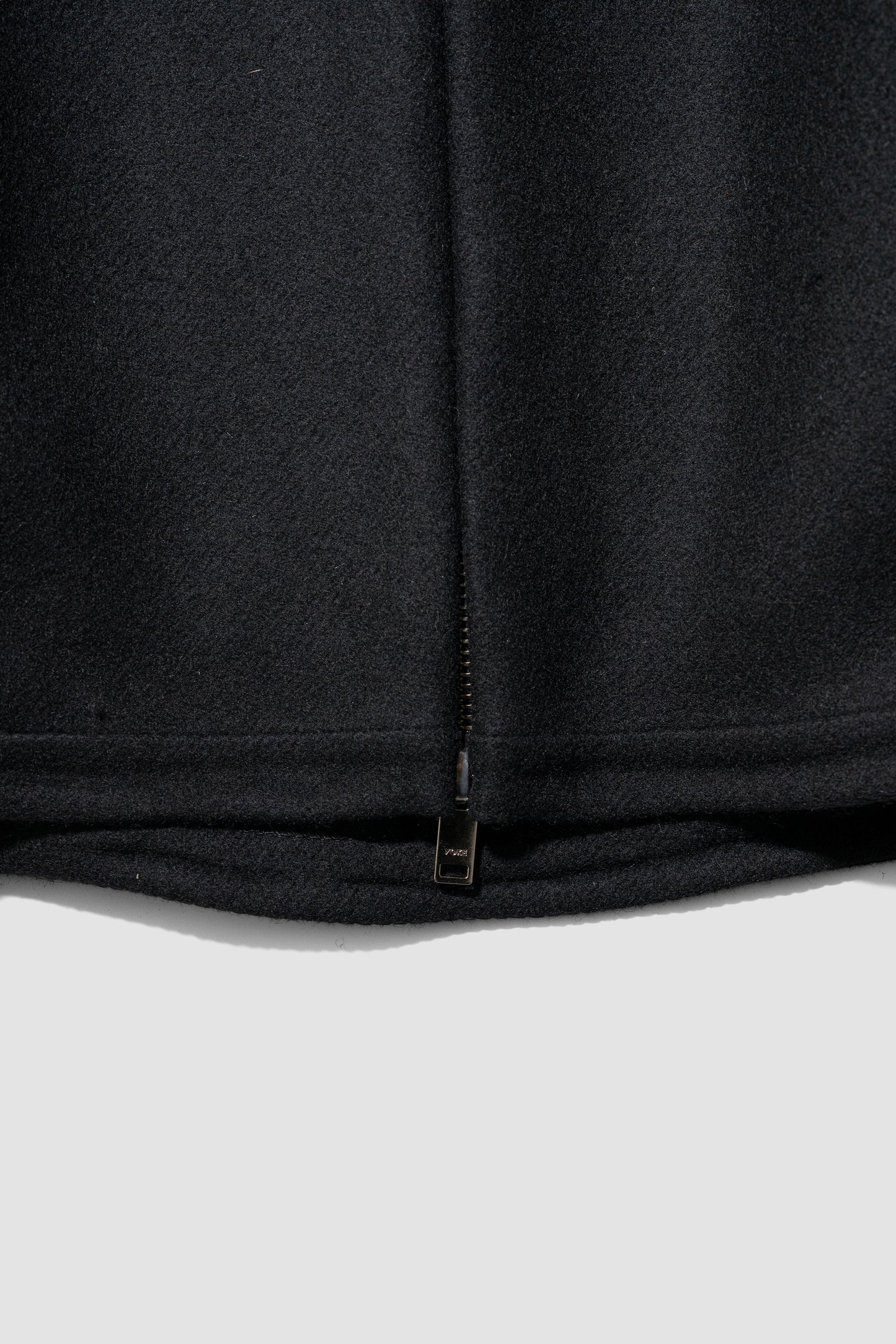 YOKE/ Wool Cashmere Balloon Silhouette Blouson "BLACK"