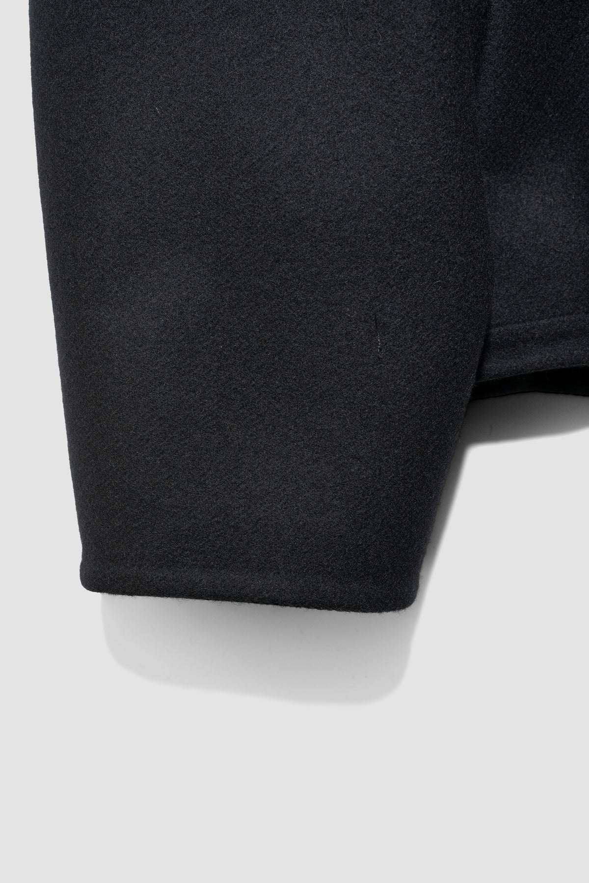 YOKE/ Wool Cashmere Balloon Silhouette Blouson "BLACK"
