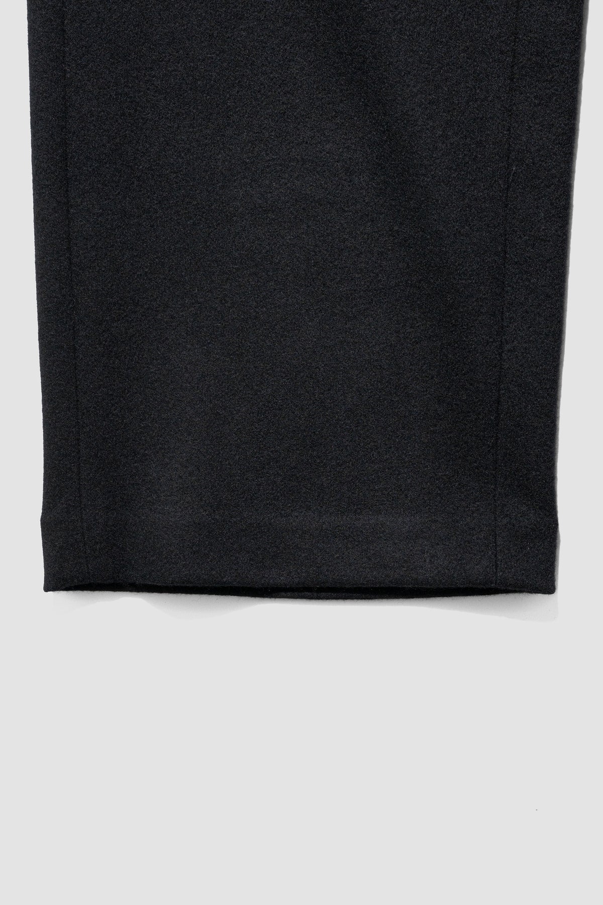 VUJA DÉ / Otis Wide-Leg Trousers in Wool/Cashmere "Black"