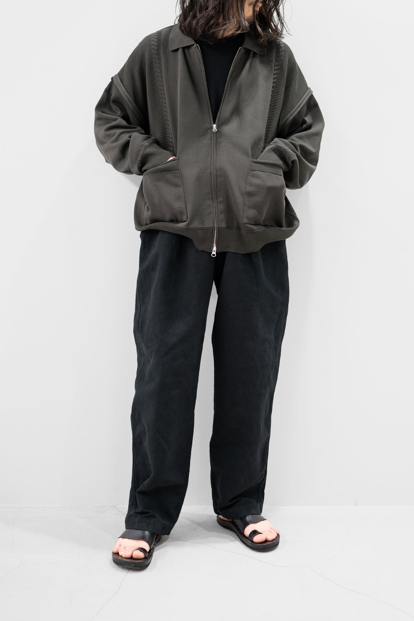 YASHIKI / Akiyo Zip Cardigan "DARK-OLIVE"