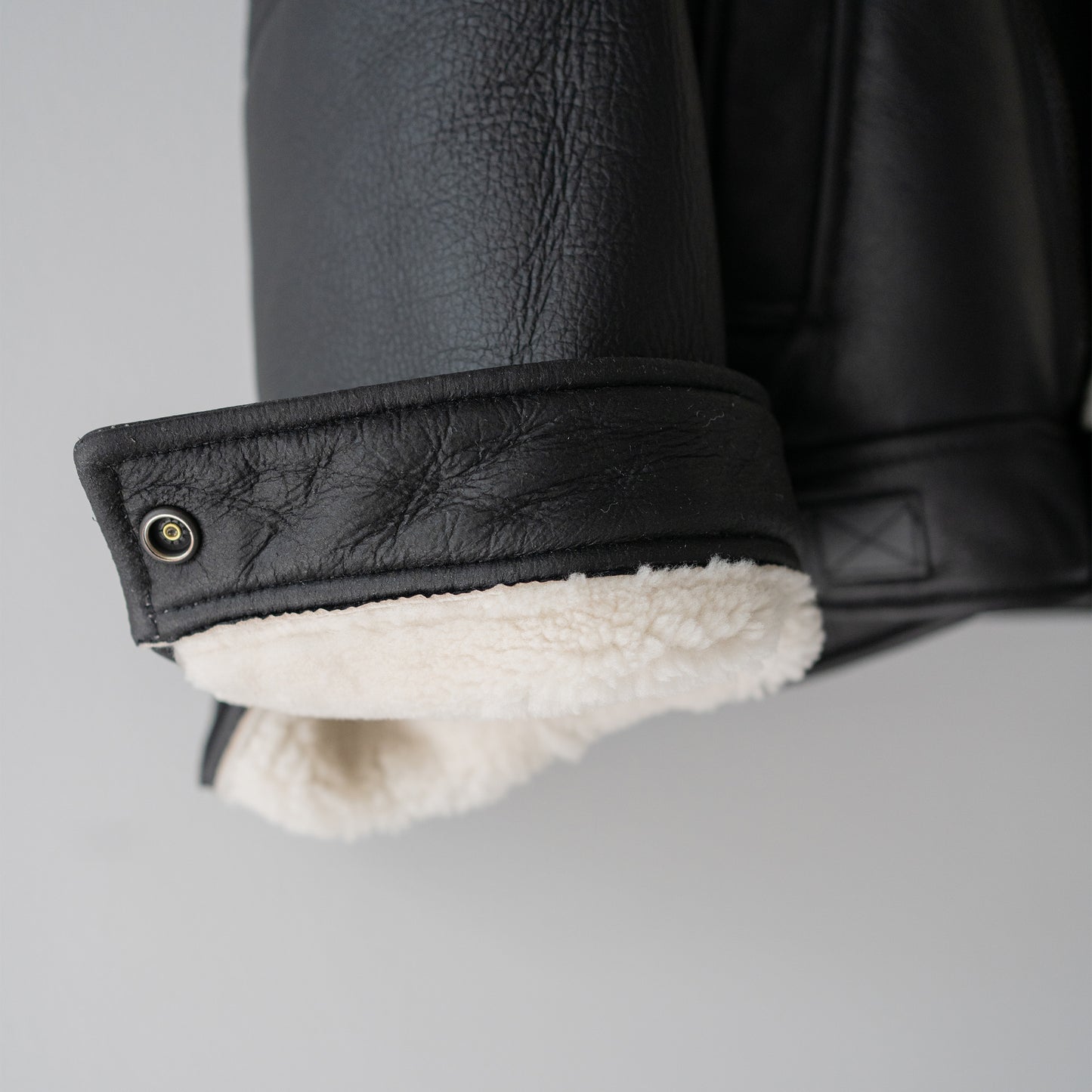 ANCELLM / MOUTON DOUBLE JACKET "WHITE×BLACK"