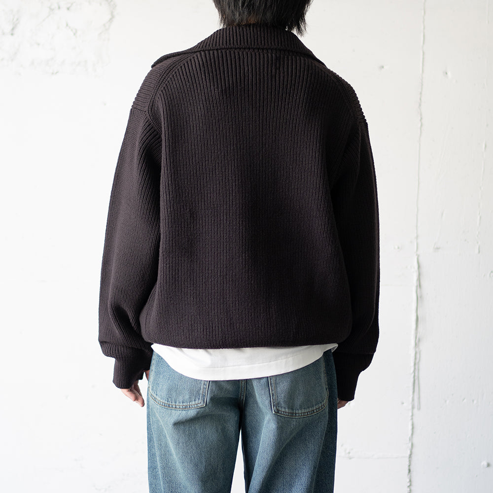 YOKE/ 3/4 FRONT ZIP HIGHNECK RIB SWEATER "DARK BROWN"