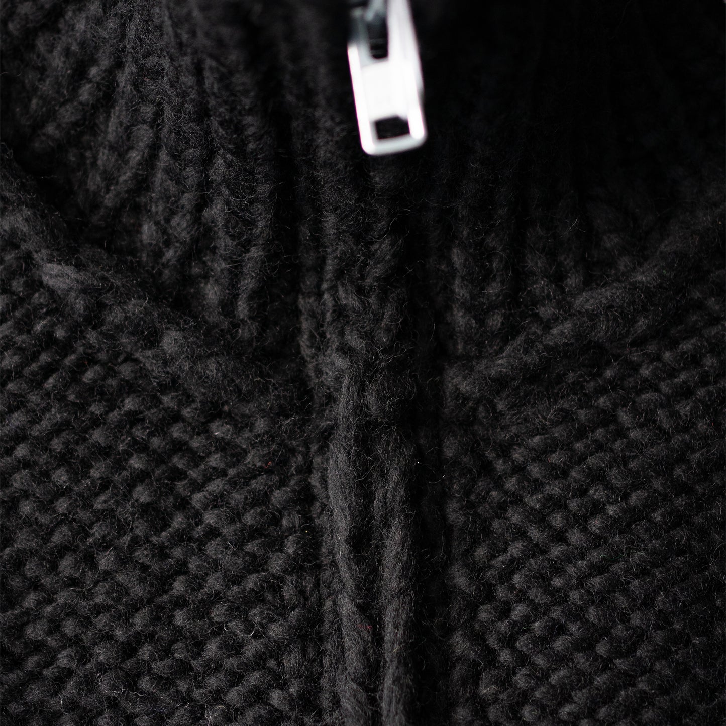 barbell object / hn knit made by KANATA "black"