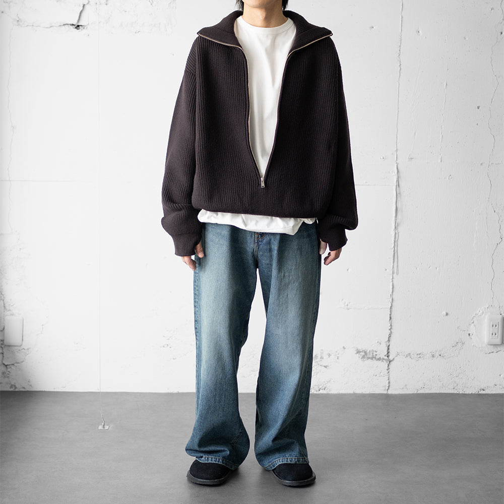 YOKE/ 3/4 FRONT ZIP HIGHNECK RIB SWEATER "DARK BROWN"