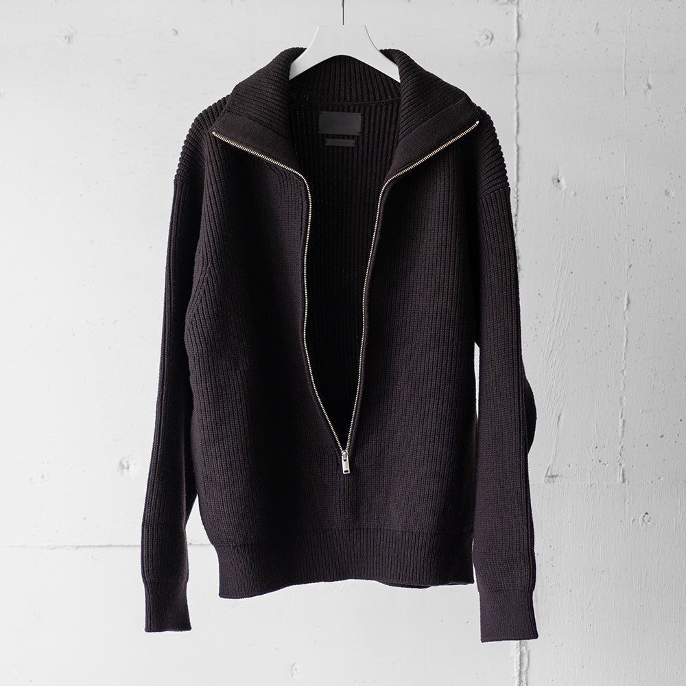 YOKE/ 3/4 FRONT ZIP HIGHNECK RIB SWEATER "DARK BROWN"