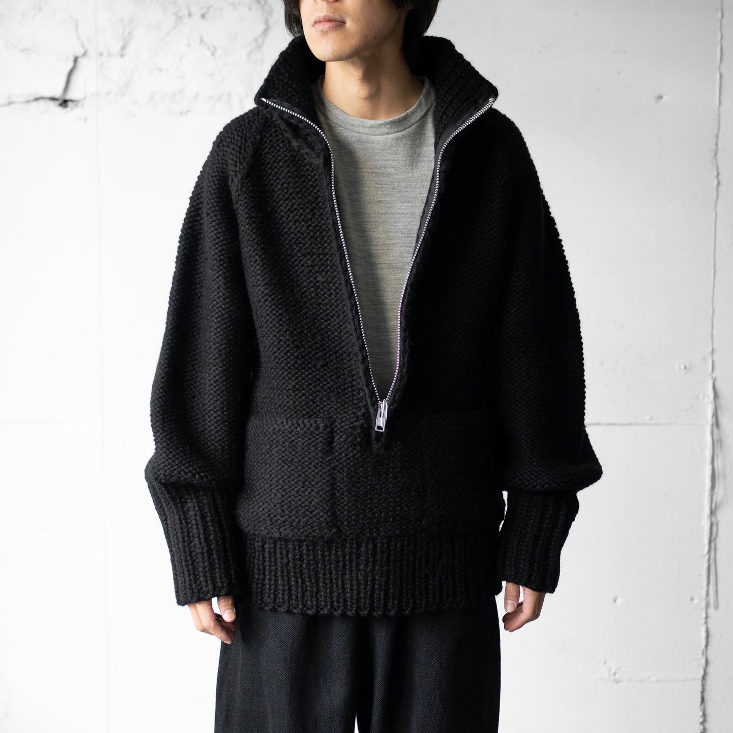 barbell object / hn knit made by KANATA "black"