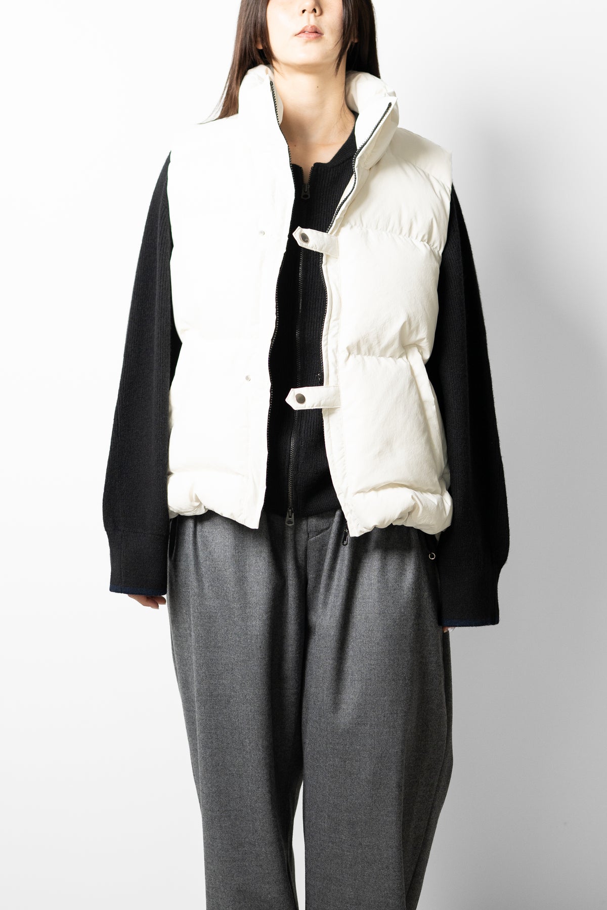 ANCELLM / DOWN VEST "WHITE"
