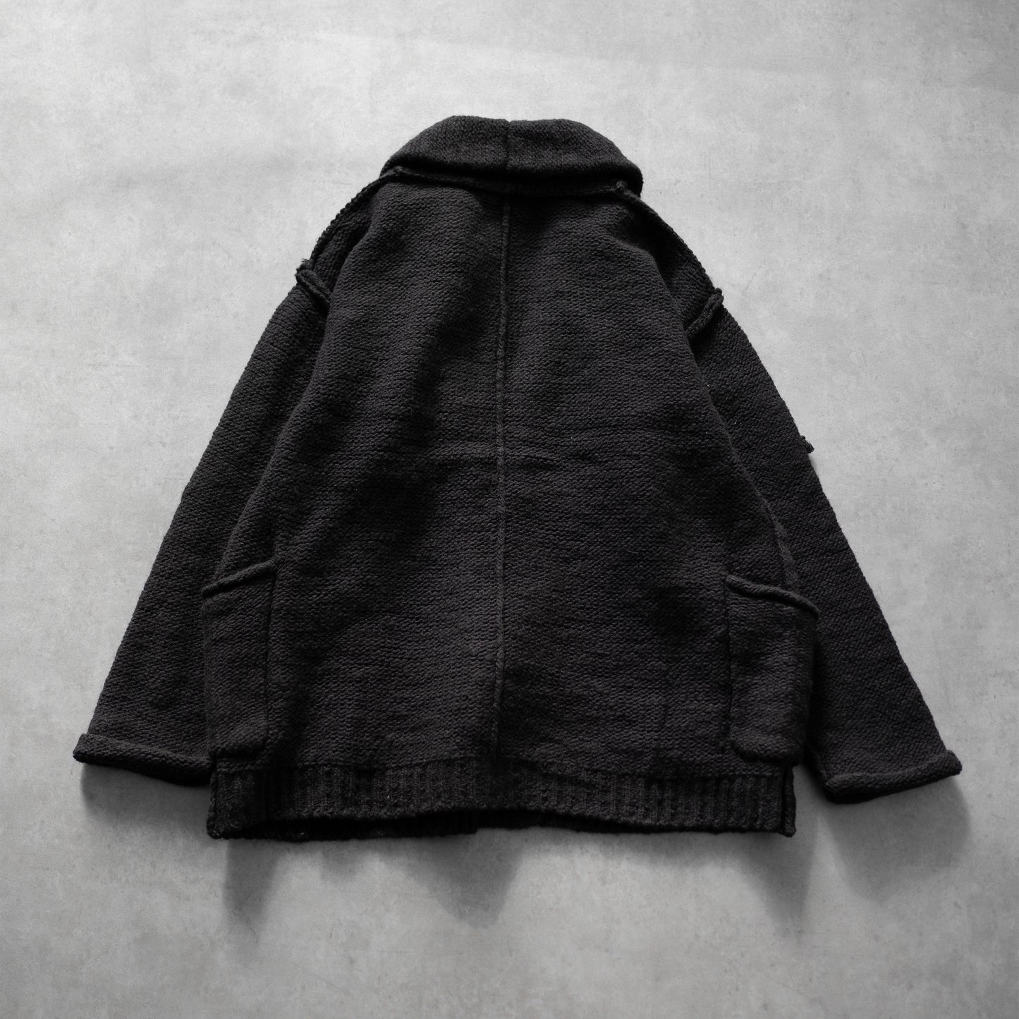 barbell object / lg cardi "black"