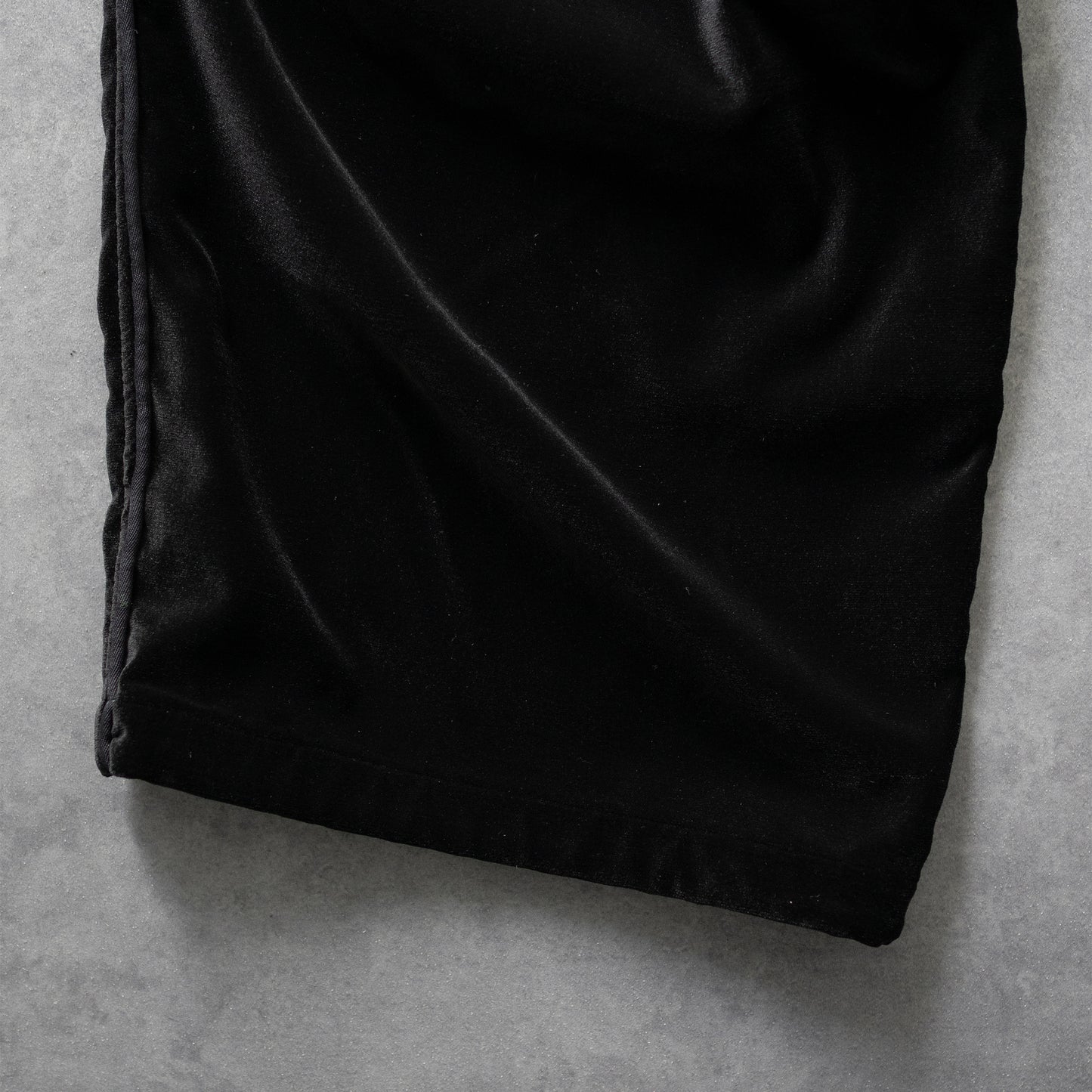 ESSAY/ TRACK LINE PANTS "Black Velvet"