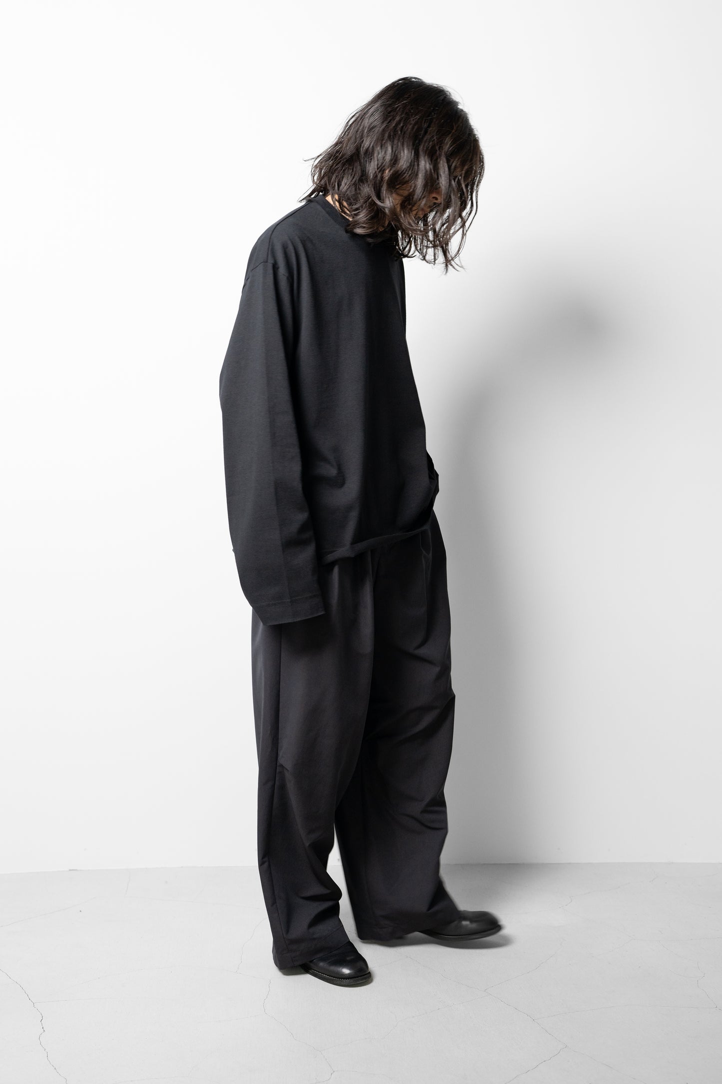 Antwort / CUT OFF LS TEE "BLACK"