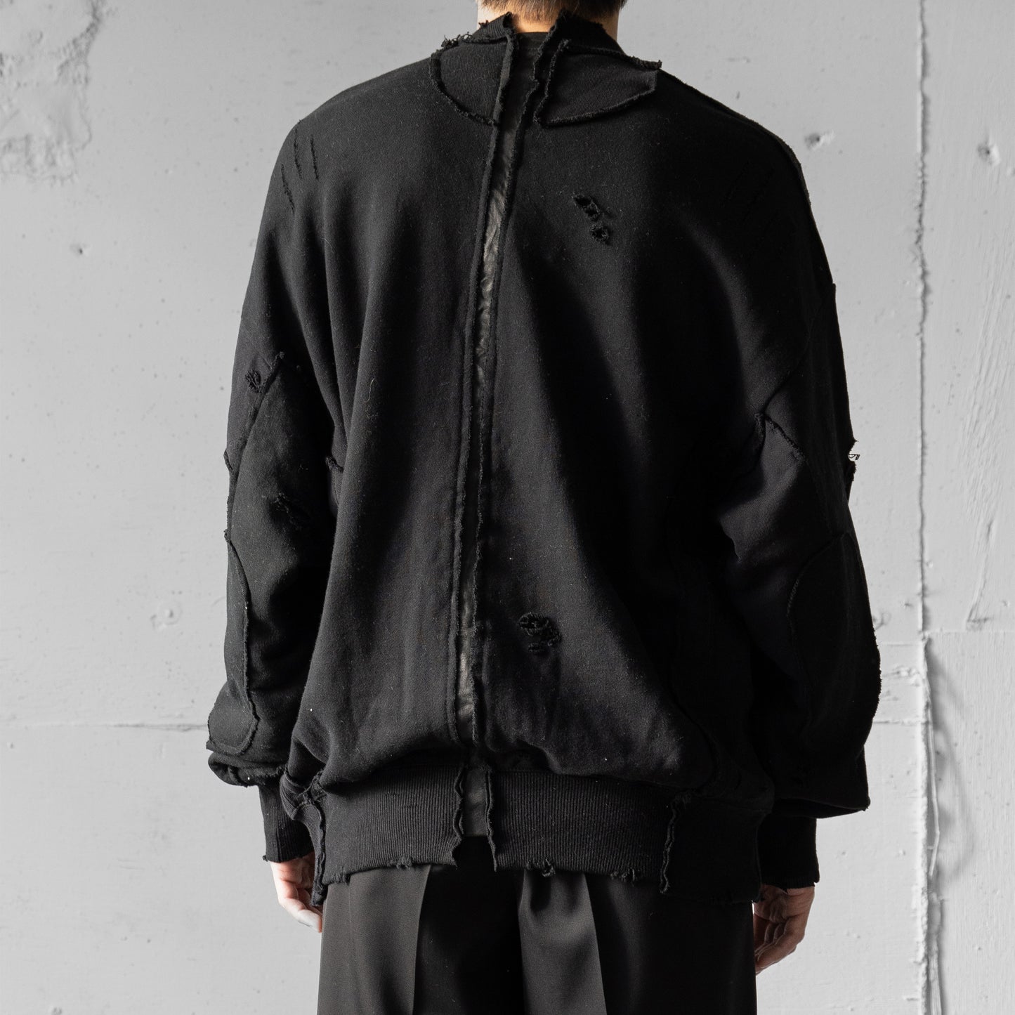 ssstein/ OVERSIZED RECONSTRUCTION SWEAT LS "BLACK"