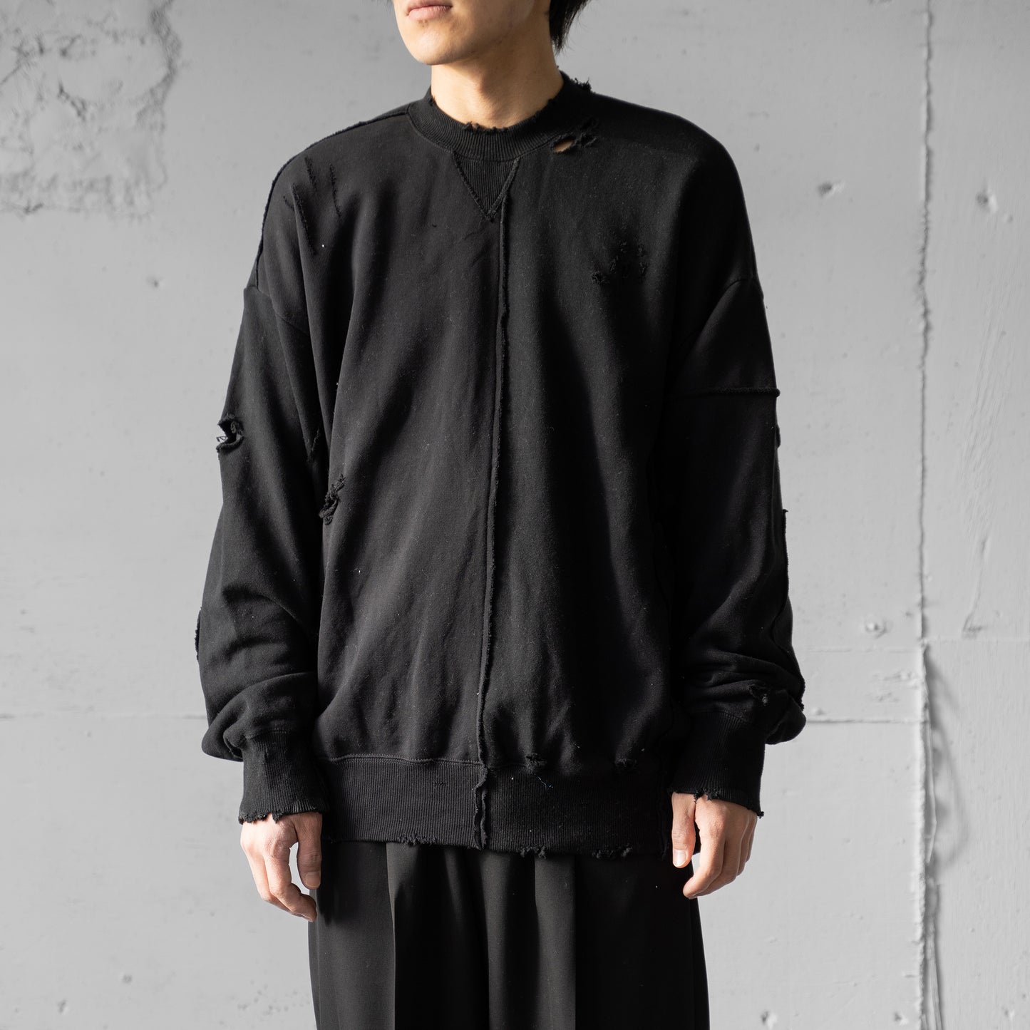 ssstein/ OVERSIZED RECONSTRUCTION SWEAT LS "BLACK"