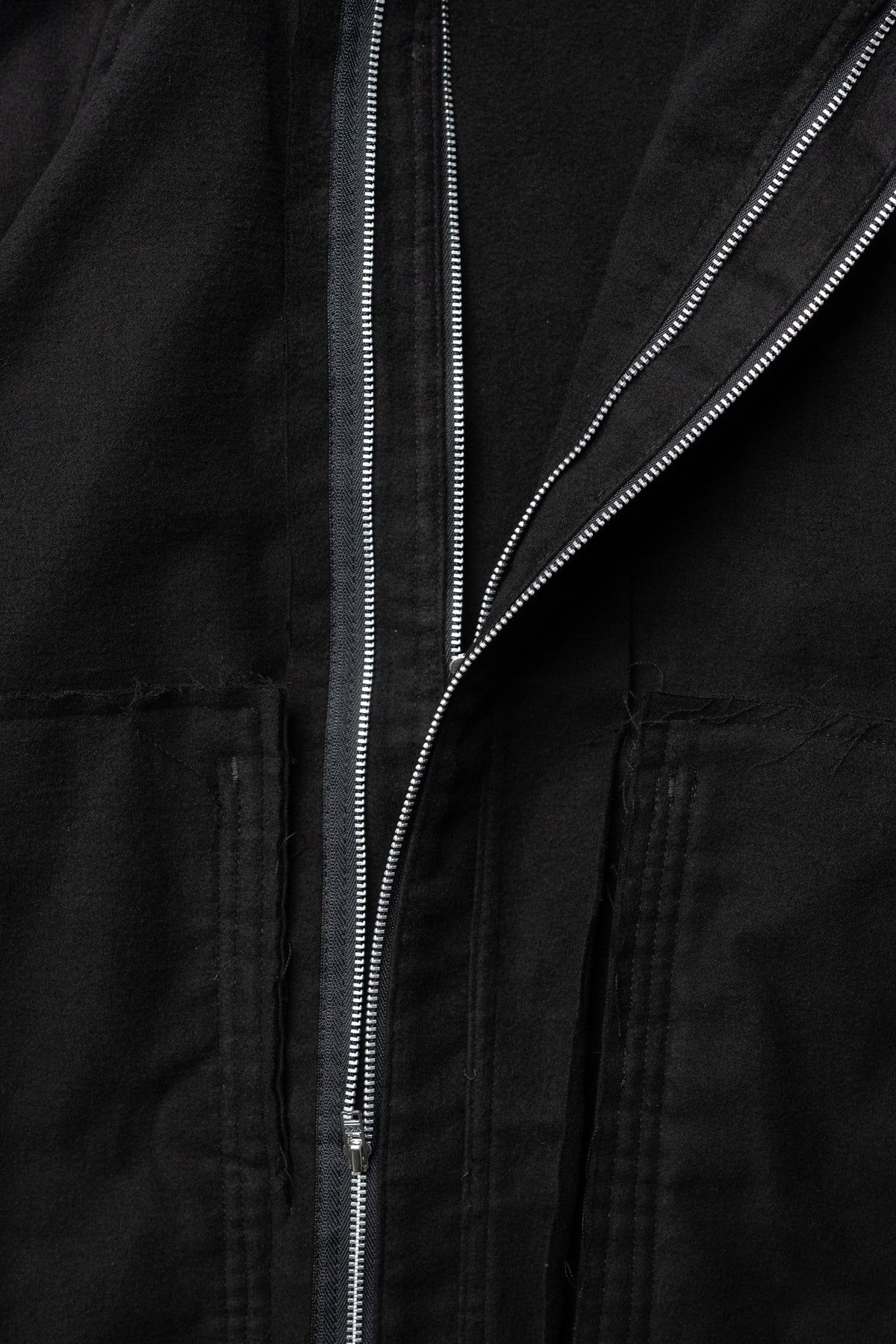 BIBLIOTHERK /  MOLESKIN ZIP SHORT BULOUSON "BLACK"
