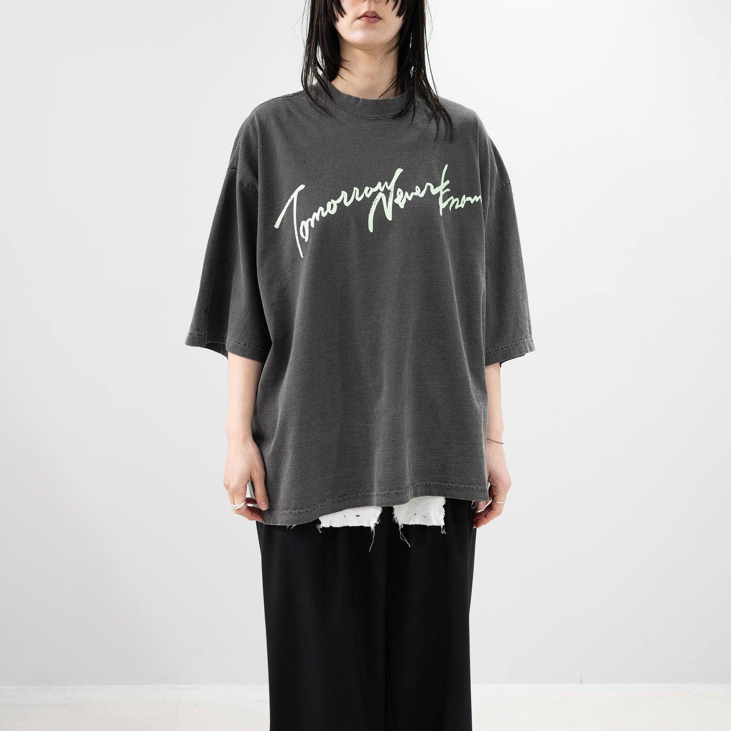 ESSAY/ PIGMENT DROPSHOULDER T-SHIRT "Tomorrow"