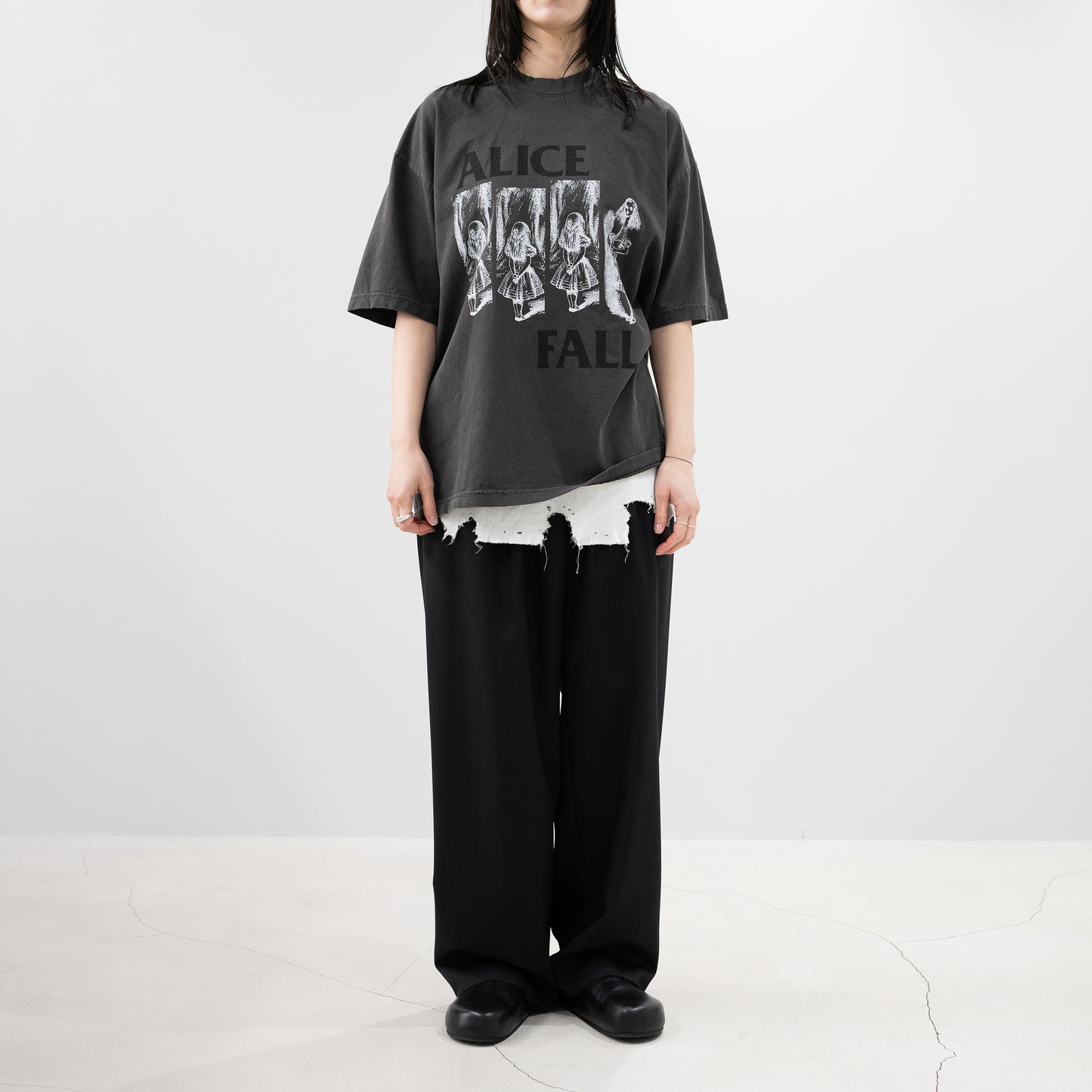 ESSAY/ OVERSIZED GARMENT DYE T-SHIRT "ALICE"