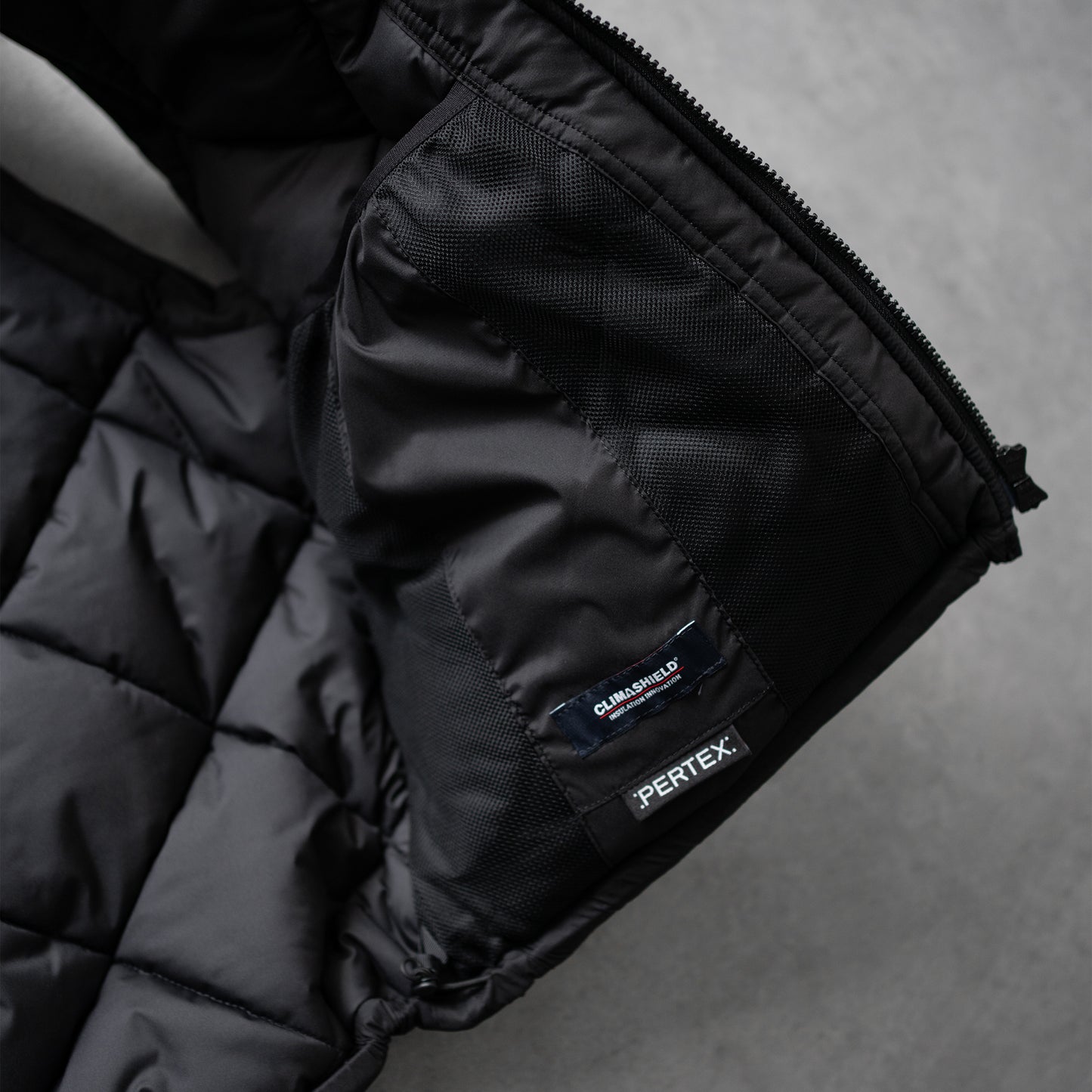 O- /  SLEEPY VEST "Black"