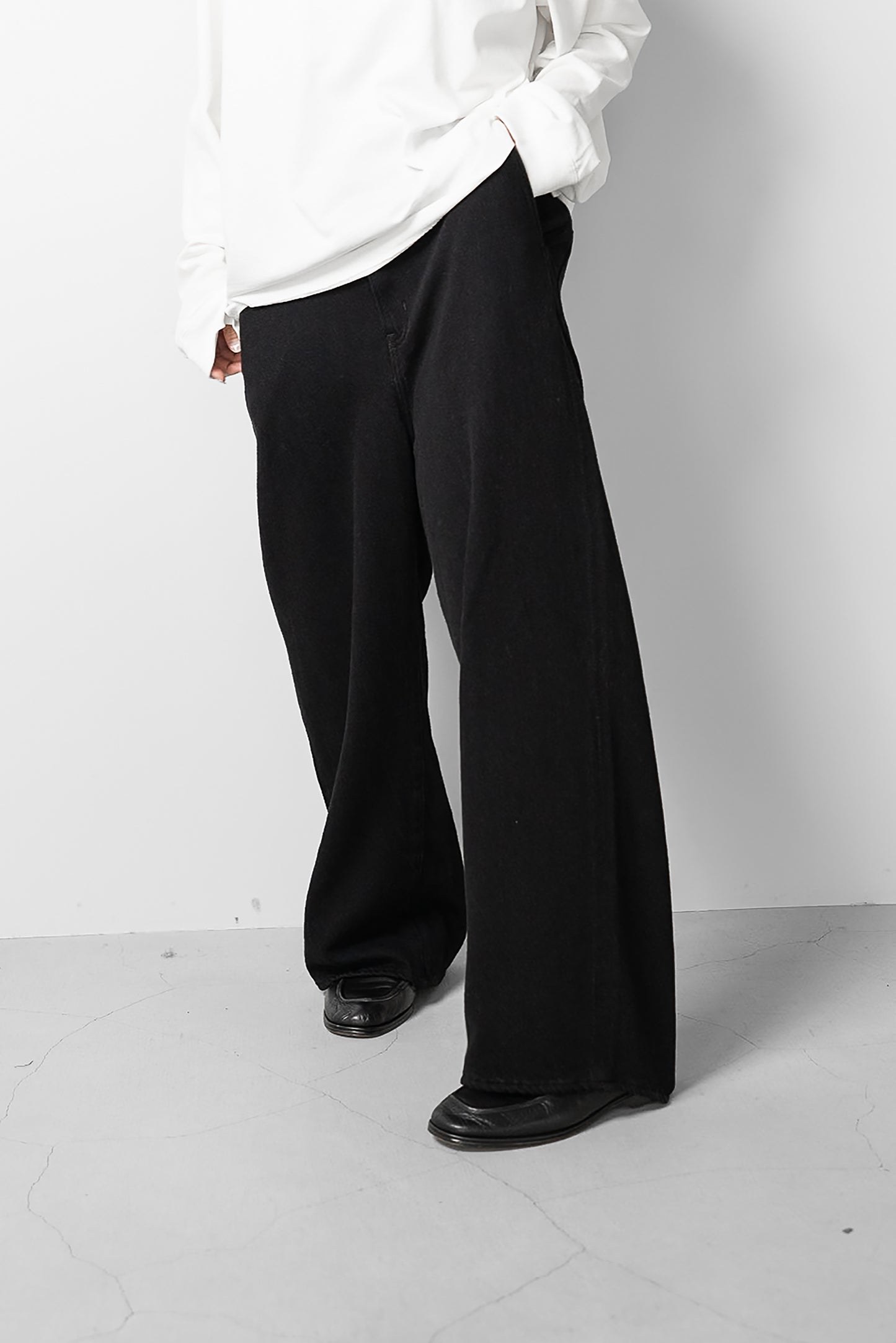 Afiit / LOOSE DENIM PANTS  "BLACK"