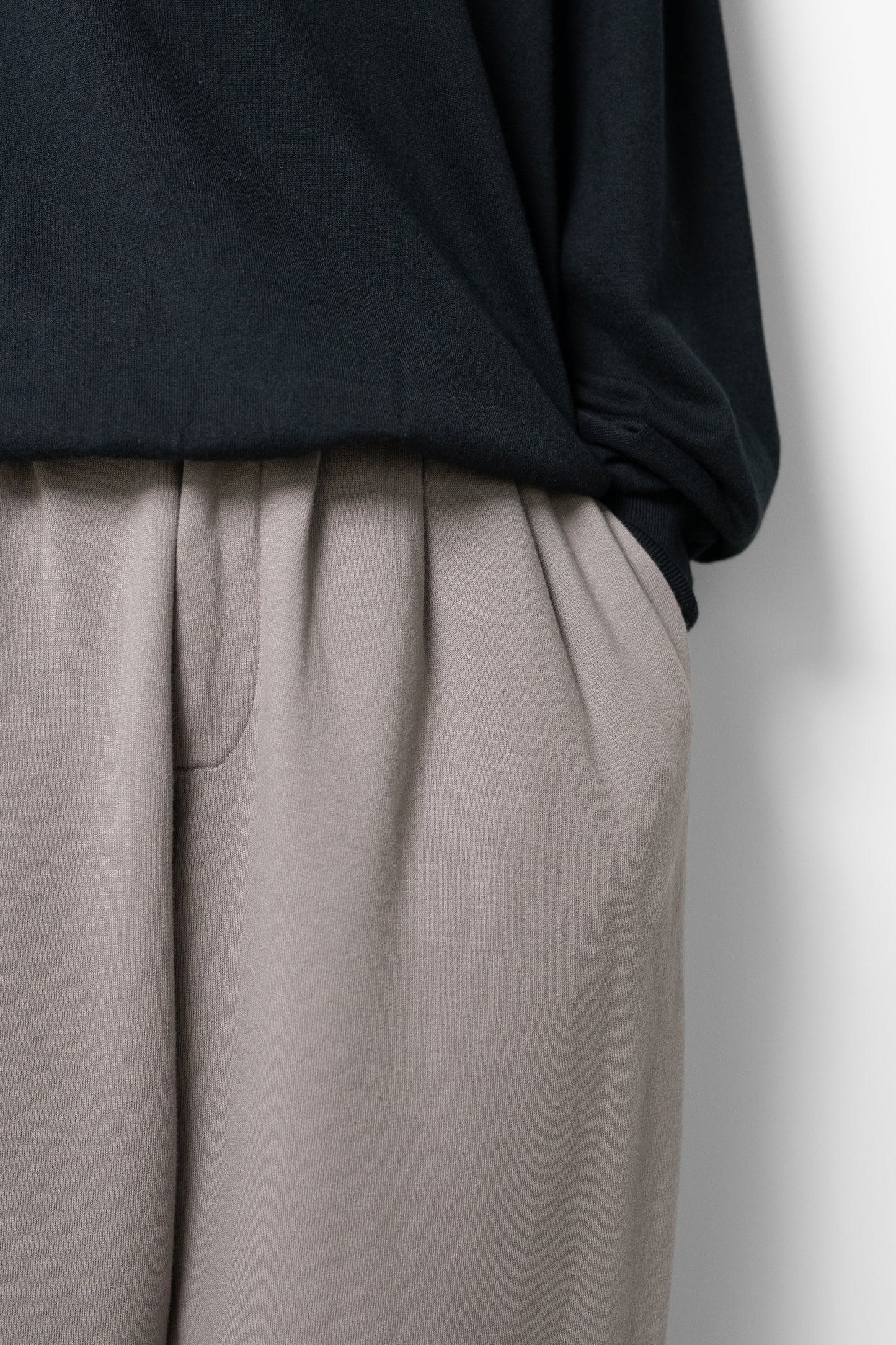 Afiit / 3TUCK SWEAT PANTS   "GREIGE"
