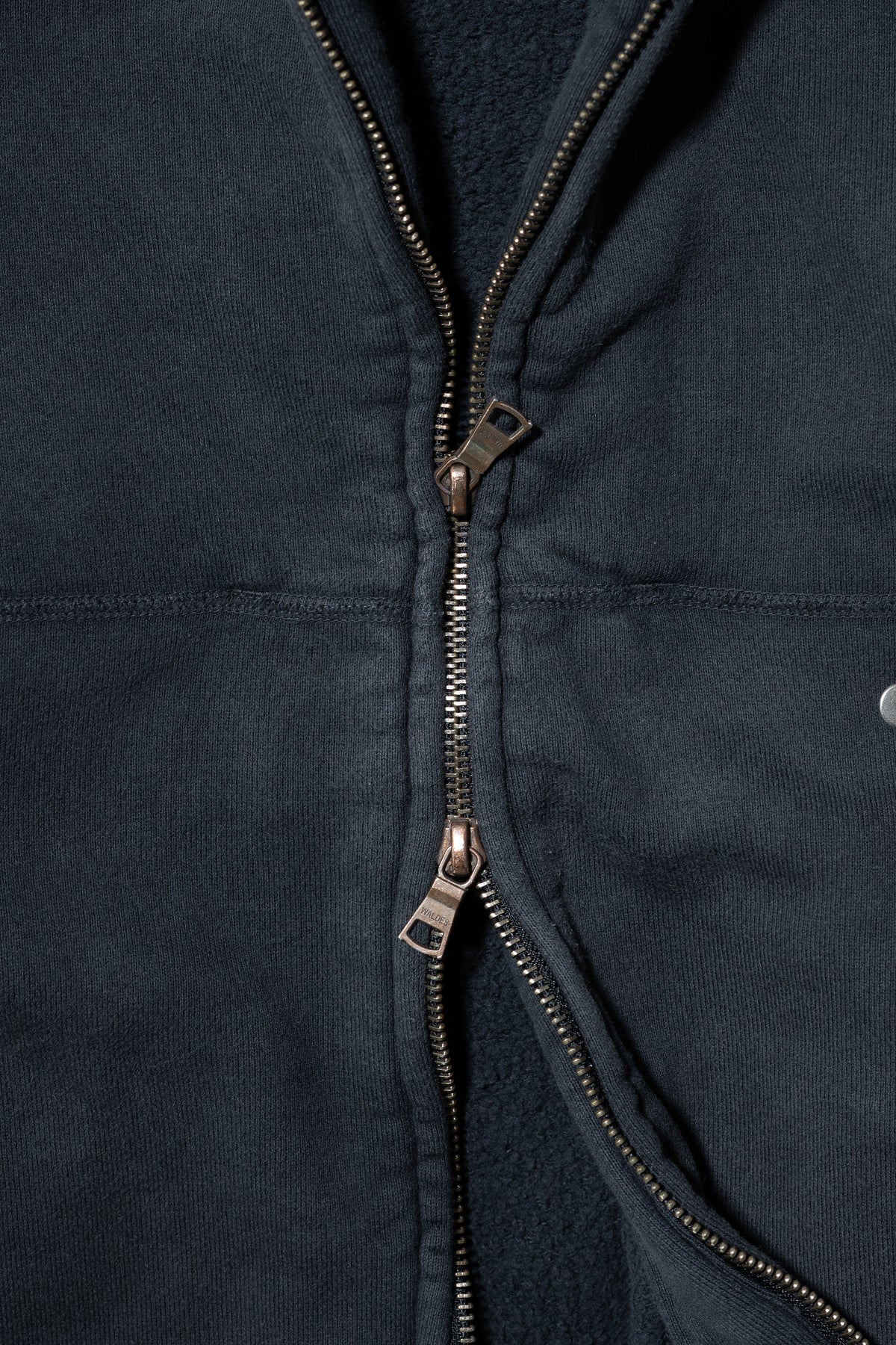 ANCELLM / FLEECE-LINED SWEAT VERSITY SHIRT "BLACK"