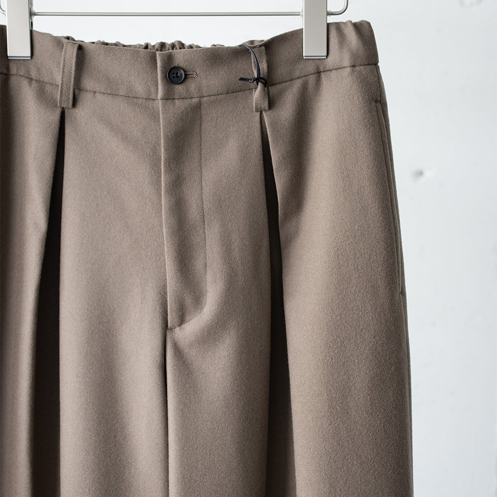 ssstein/ EASY WIDE TROUSERS "DARK BEIGE"